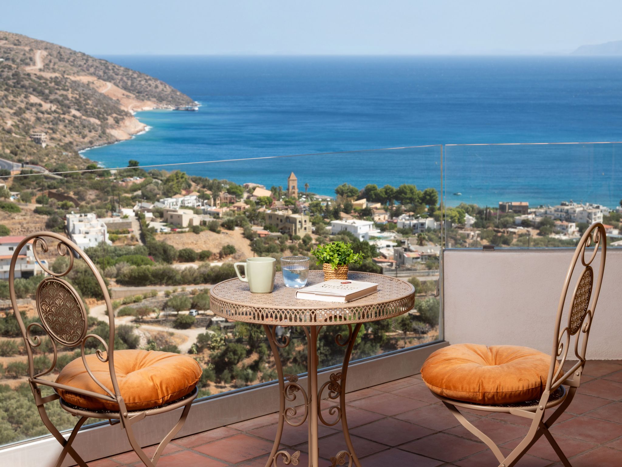 Villa "Mirabello suites" mit herrlicher Aussicht-Binnen