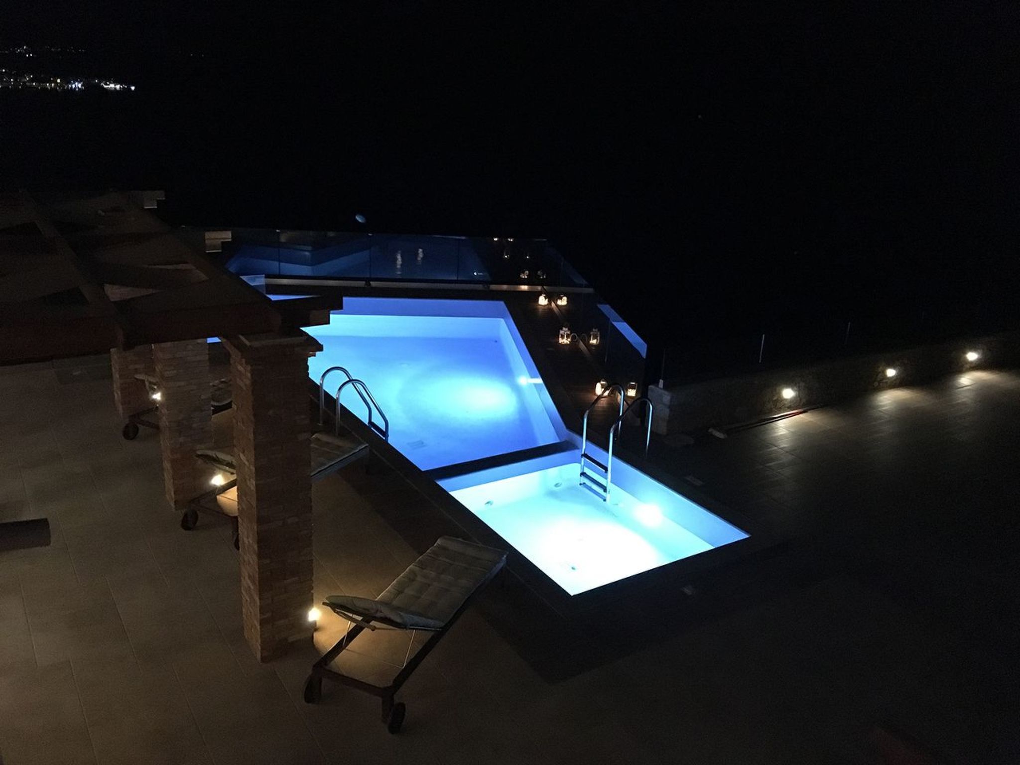 Brandneue, schicke und luxuriöse Wohnung-Image-tags.info