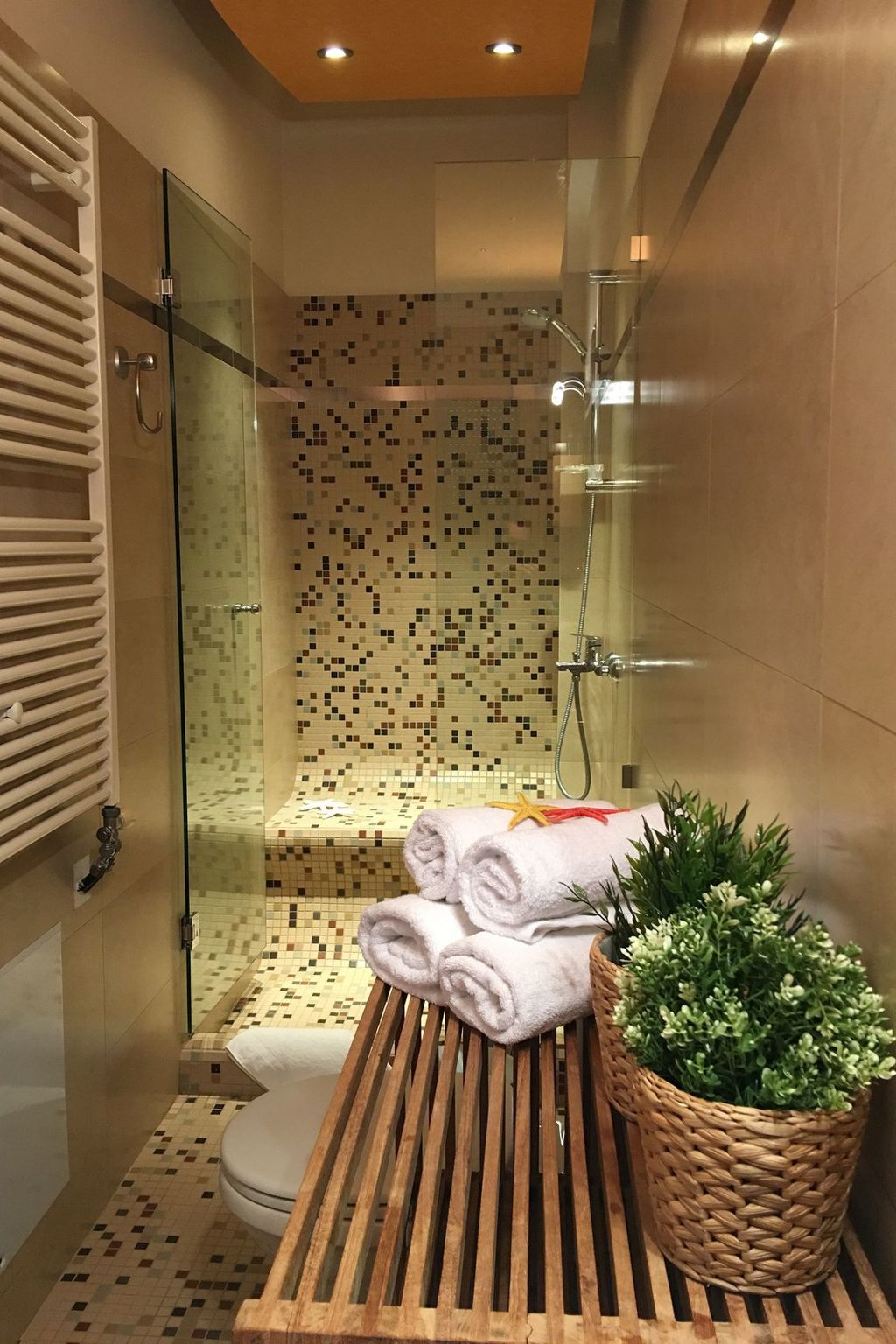 Brandneue, schicke und luxuriöse Wohnung-Drinnen