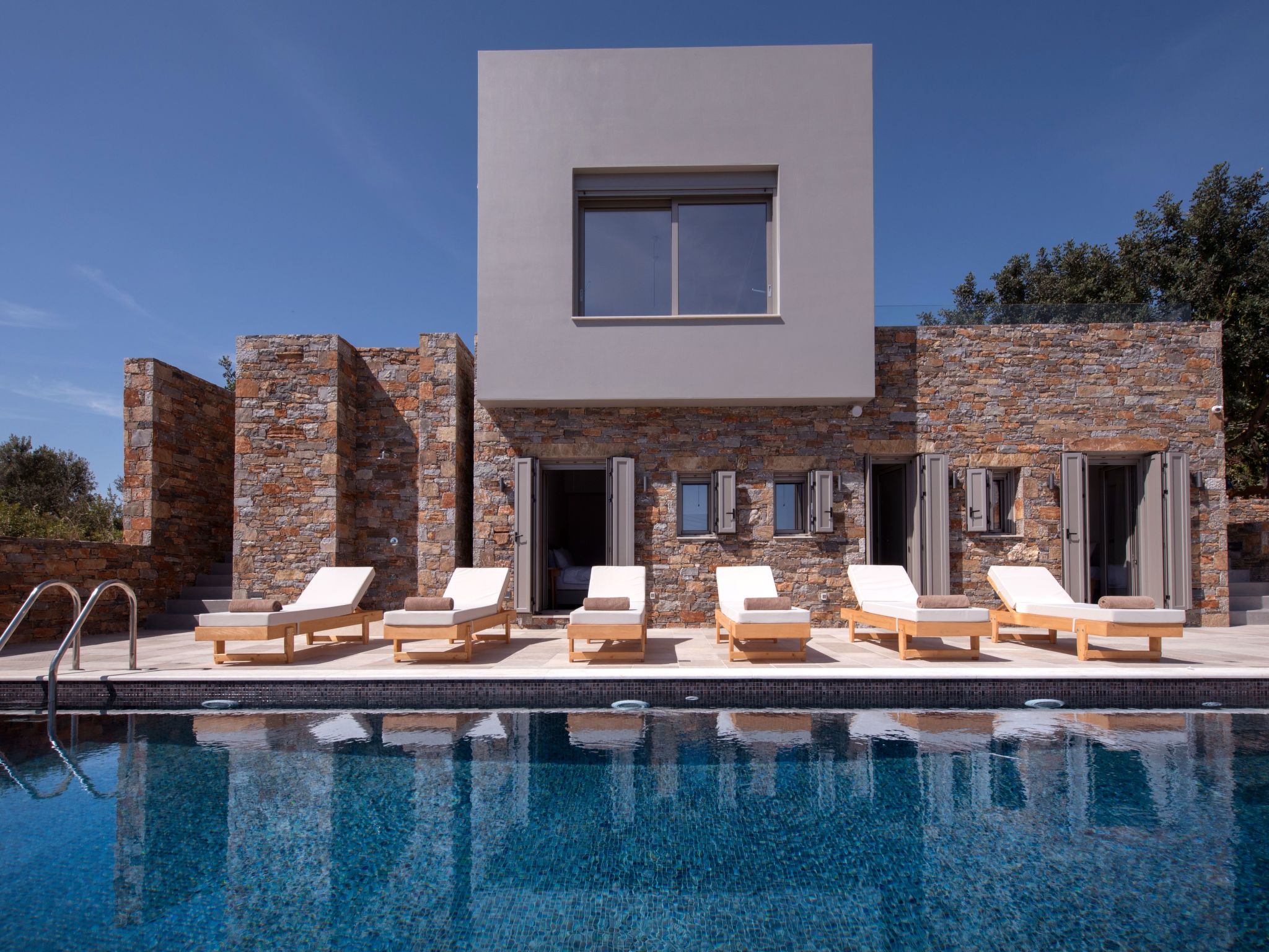 Haus in Agios Nikolaos mit außergewöhnlicher Aussicht-Binnen