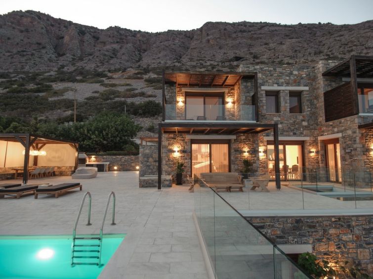 Search and Stay Destinations. Unit / Apartment Accommodation in Greece