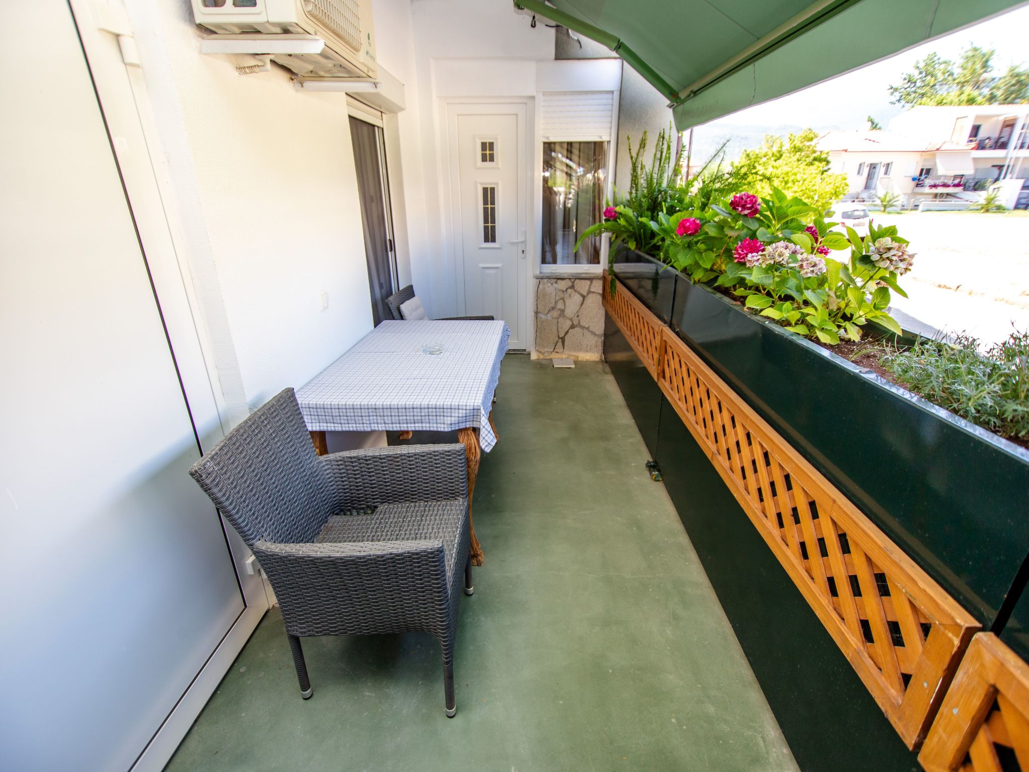 Mit Balkon-Image-tags.info