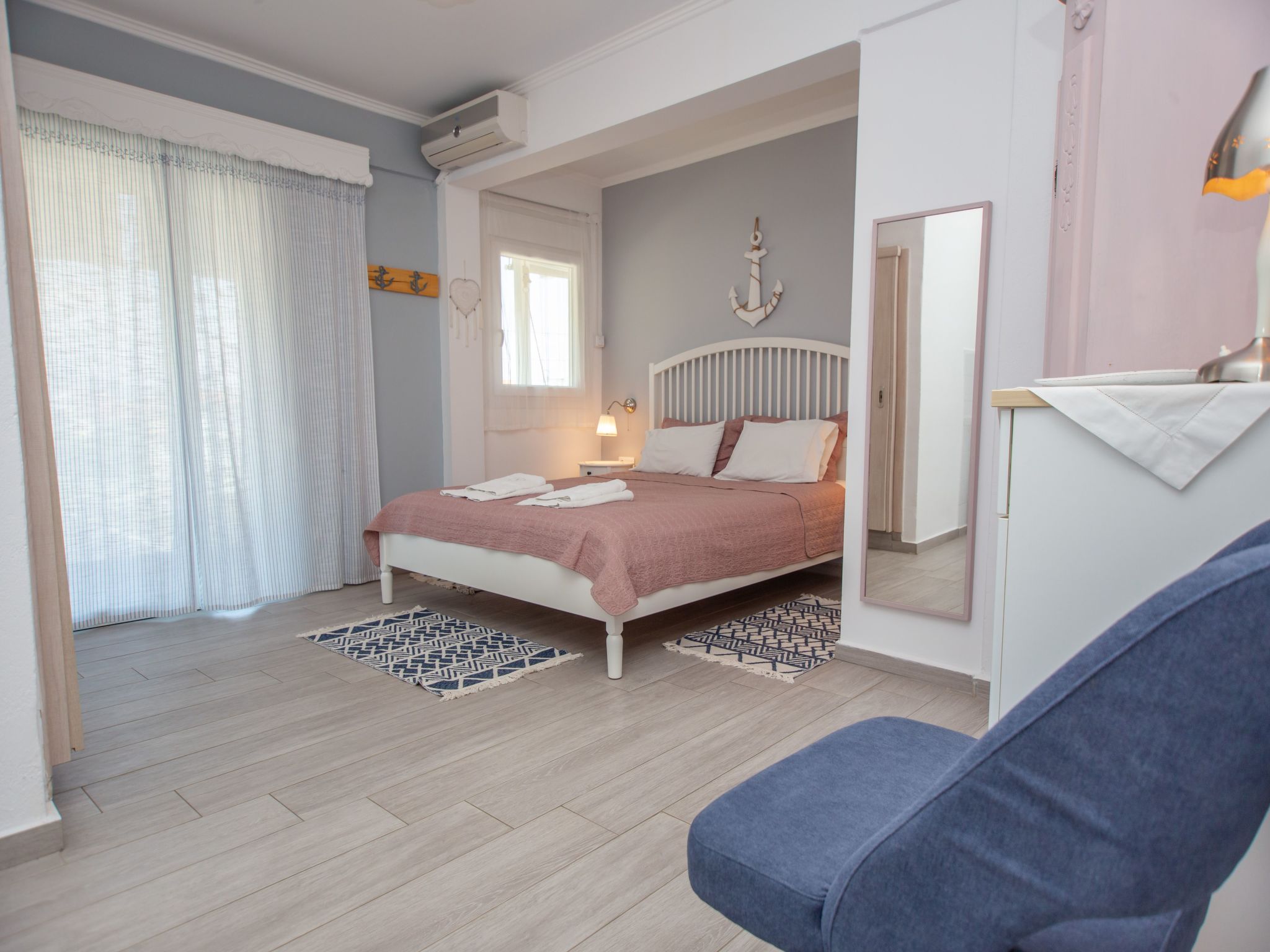 Studio-Appartement mit Balkon