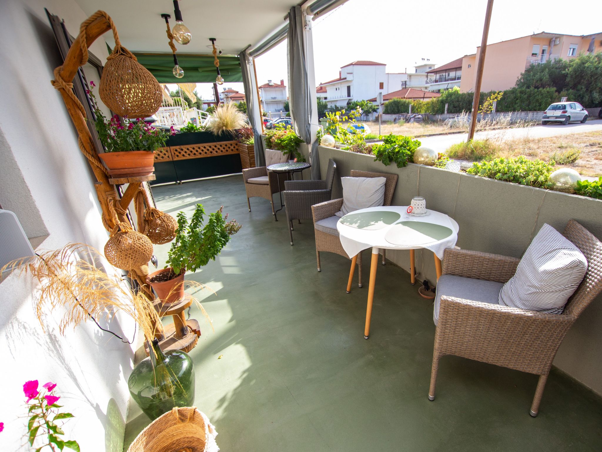 Studio-Appartement mit Balkon-Buiten