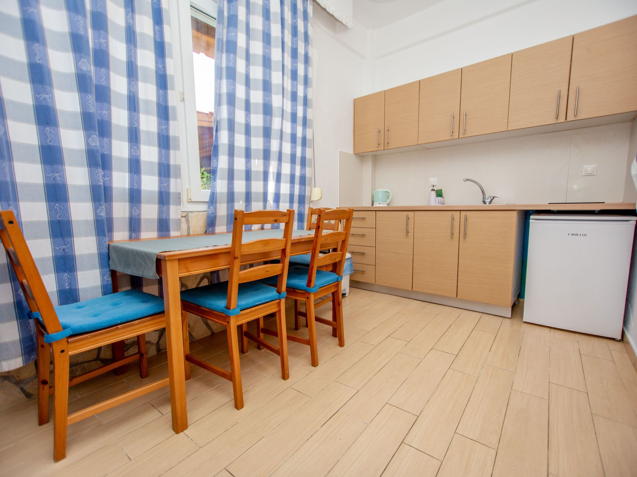 Appartement mit Terrasse-Binnen