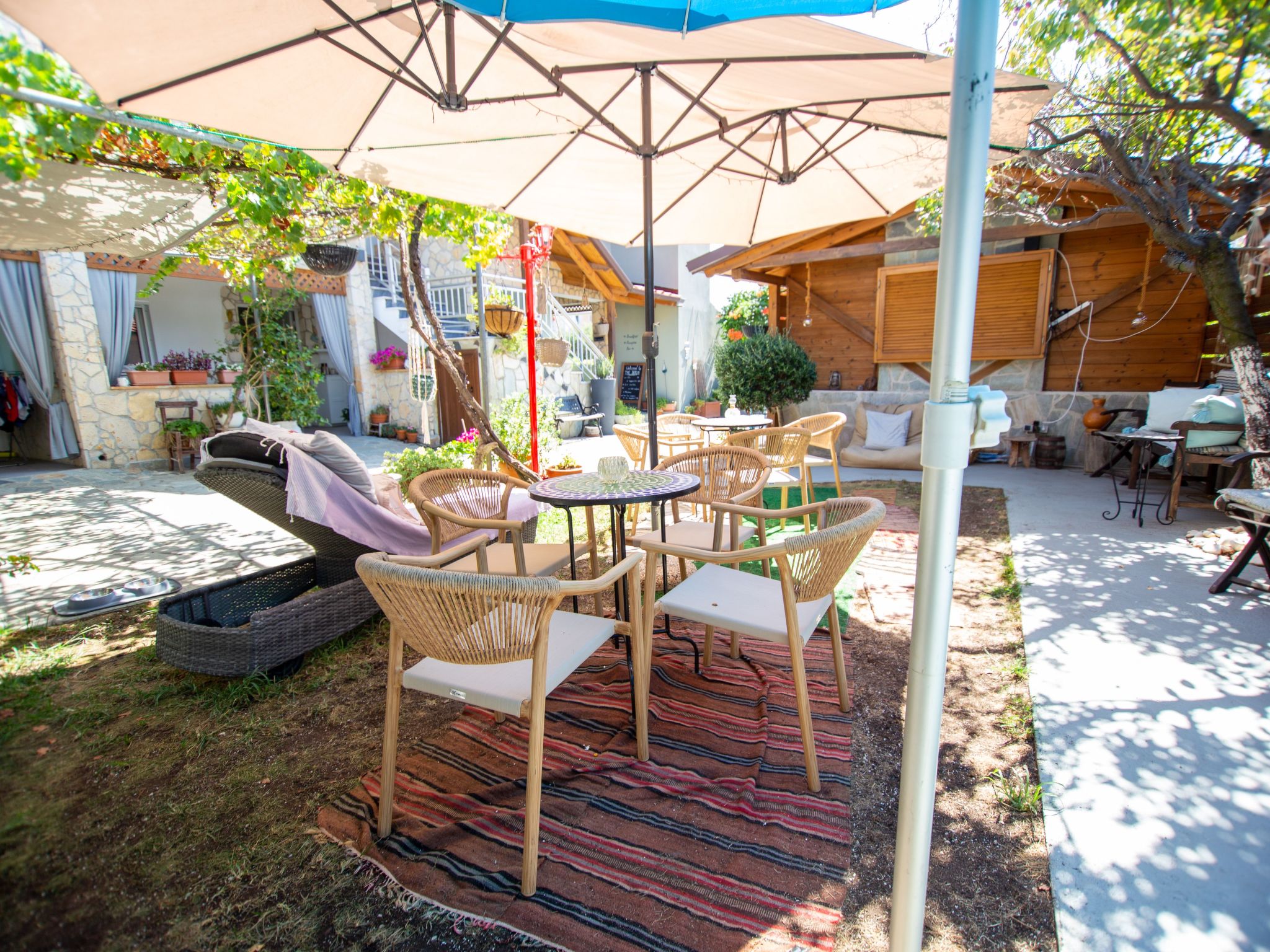 Appartement mit Terrasse-Binnen