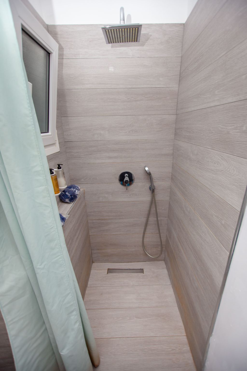 Appartement mit Terrasse-Image-tags.info