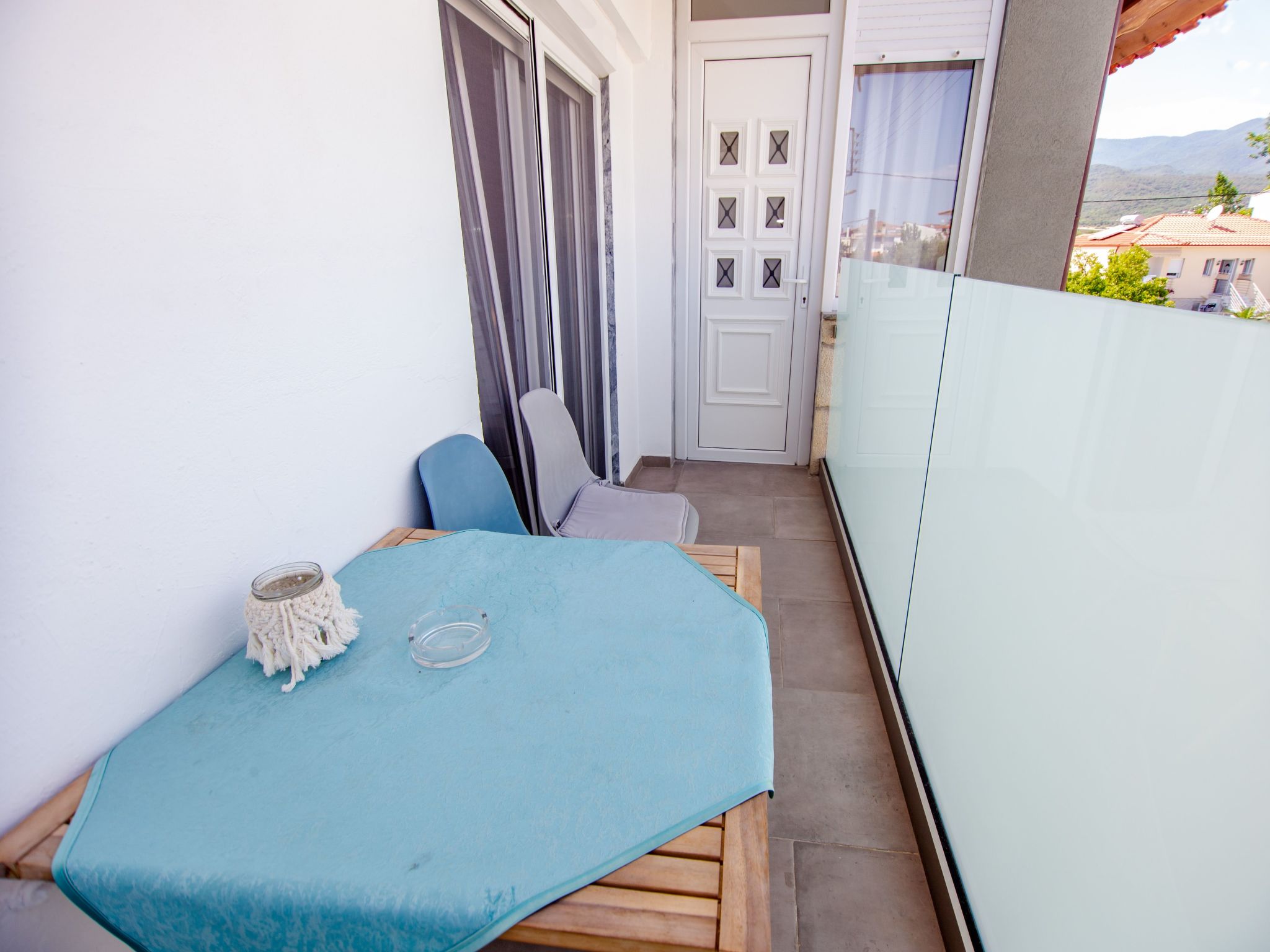 Appartement mit Terrasse-Buiten