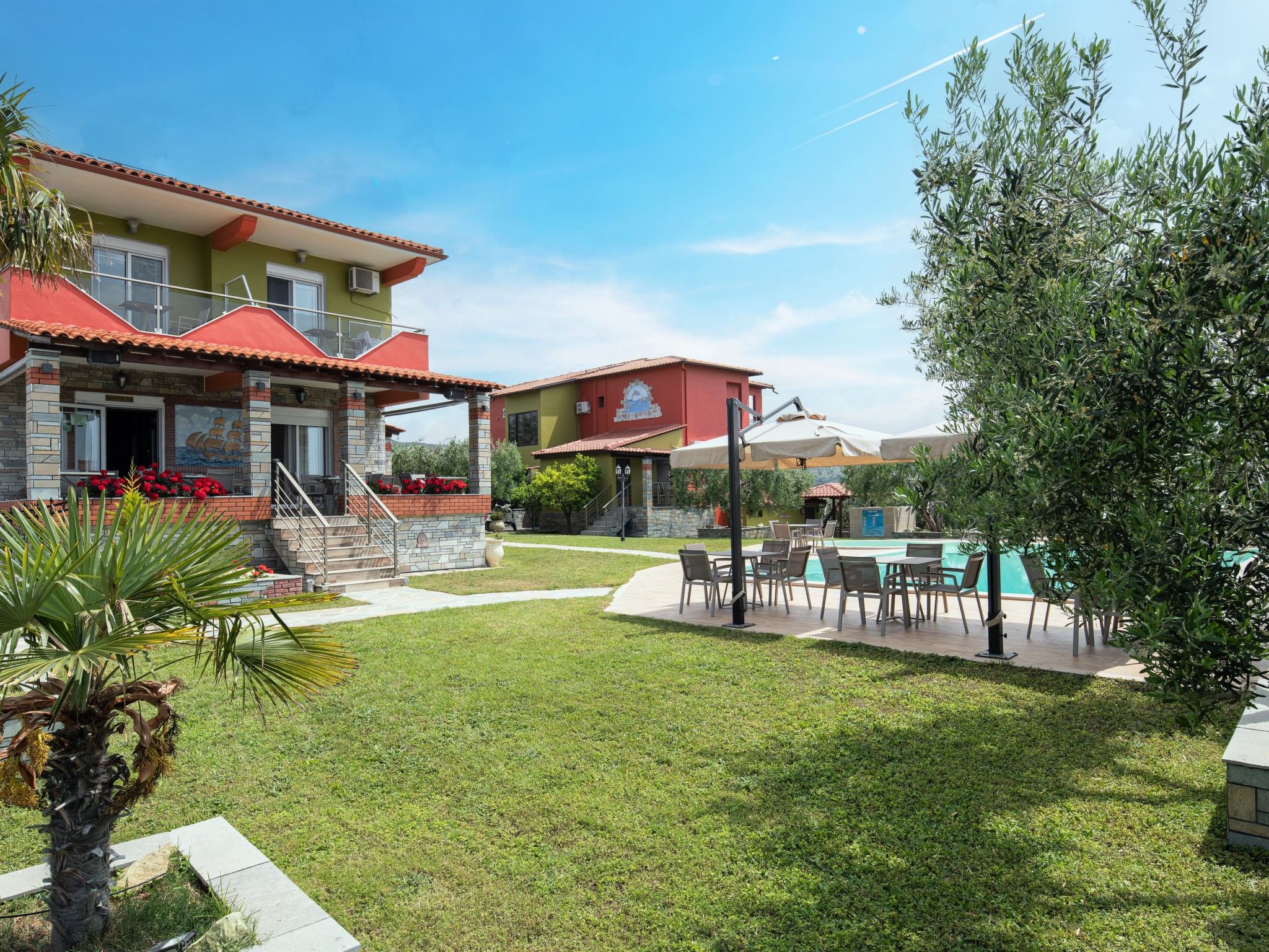 Elegantes Apartment im Erdgeschoss mit Gartenblick-Binnen
