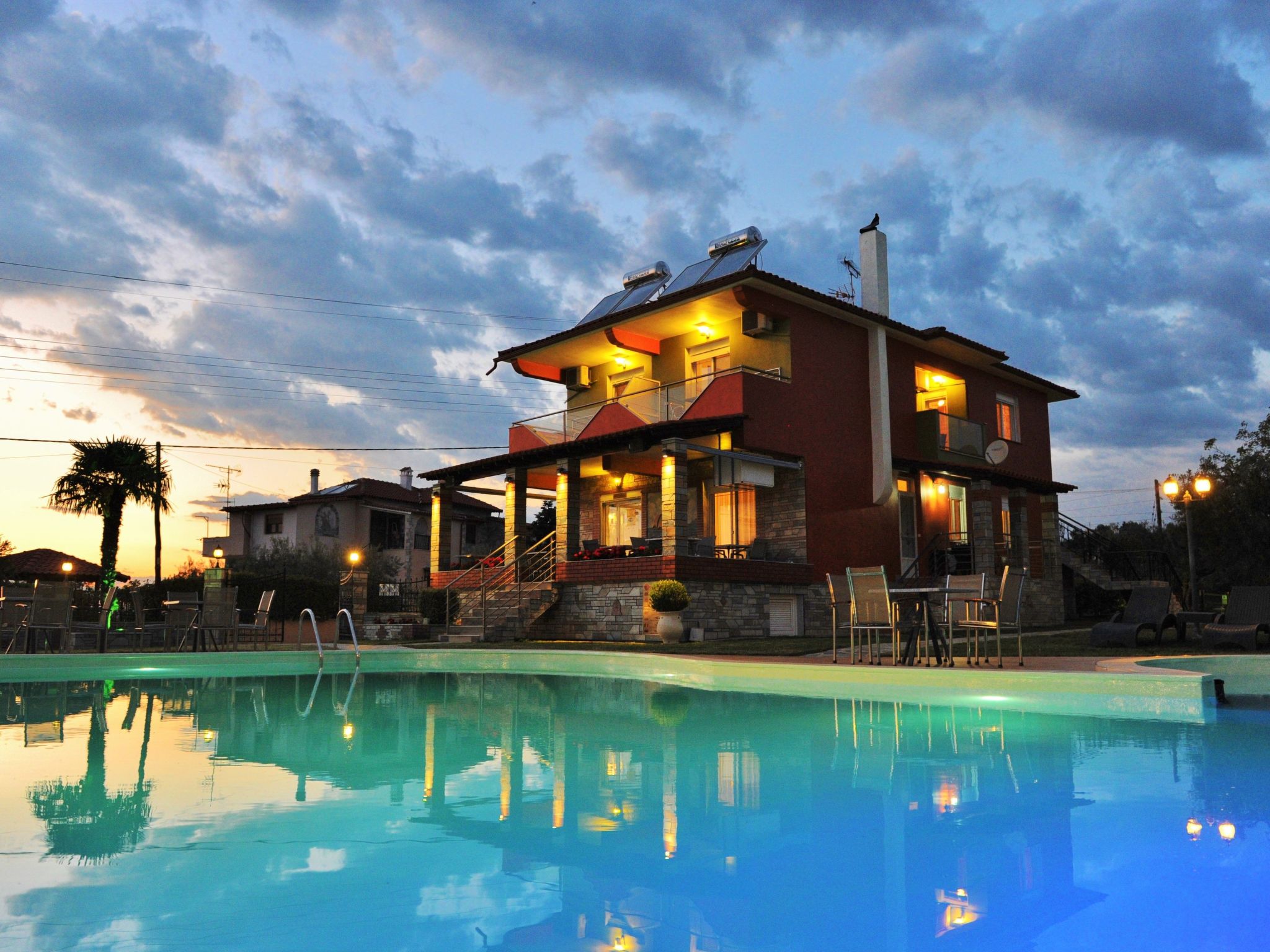 Modernes Studio mit Meerblick-Binnen