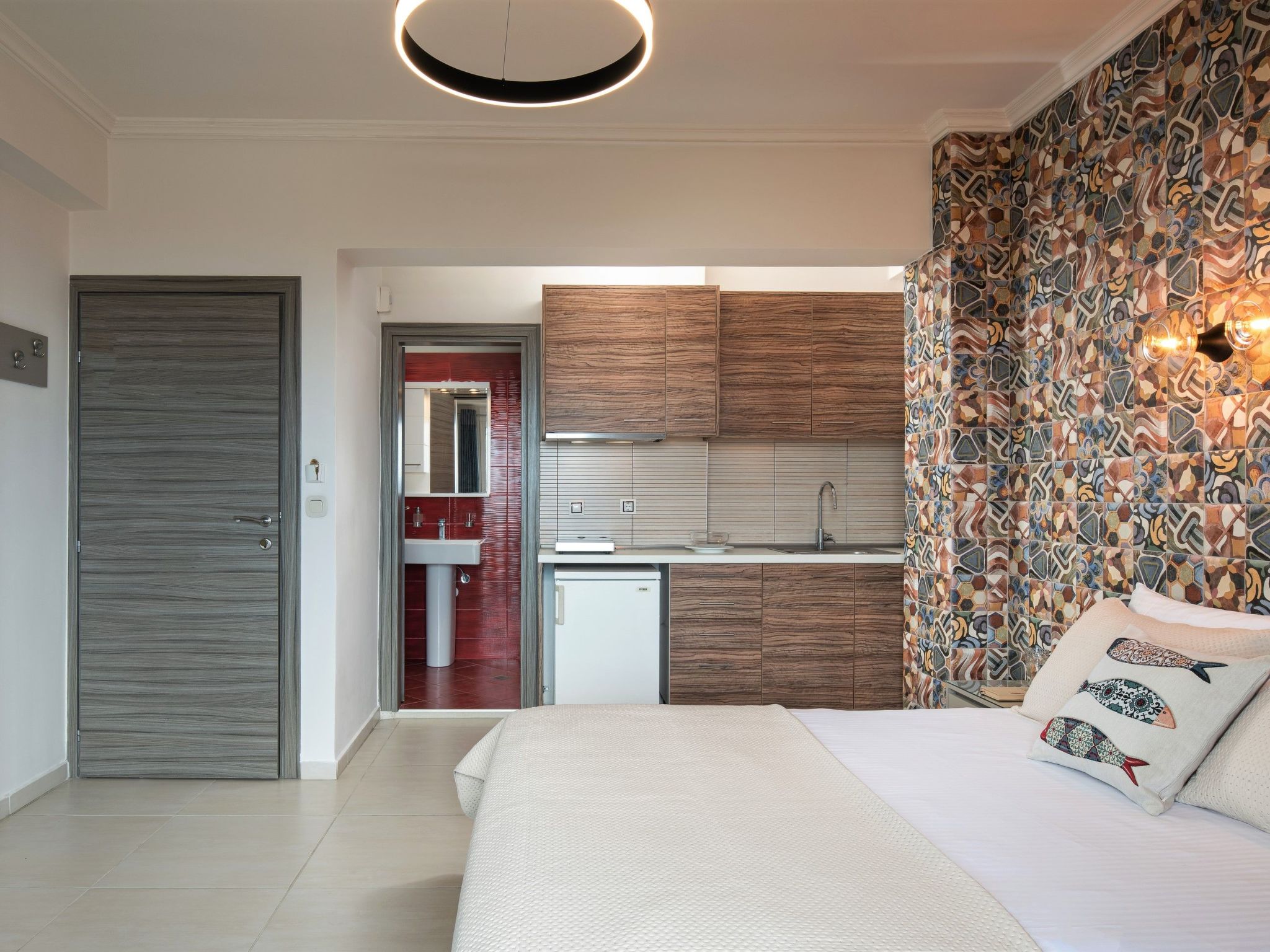 Modernes Studio mit Meerblick-Binnen