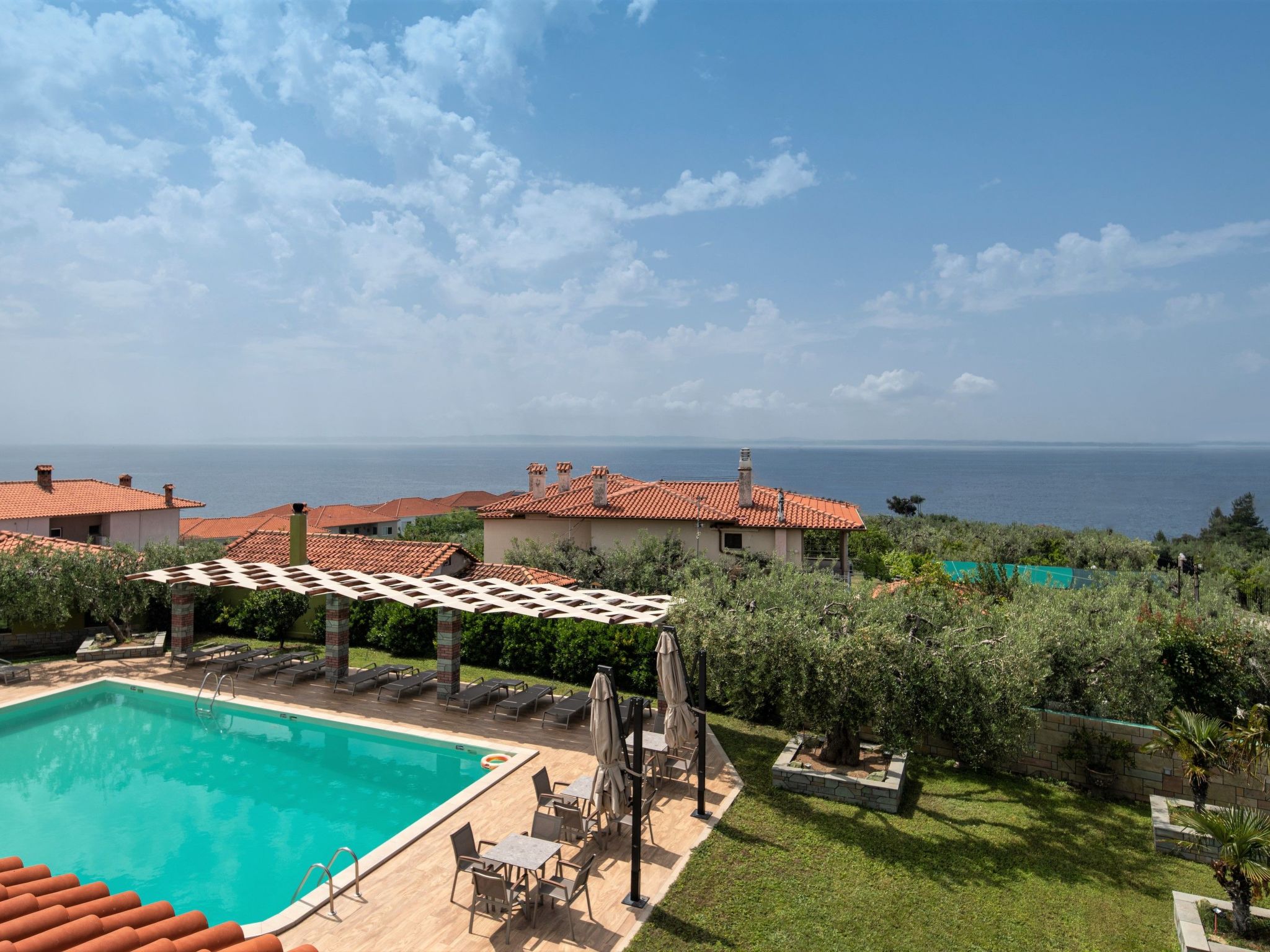 Modernes Studio mit Meerblick-Binnen