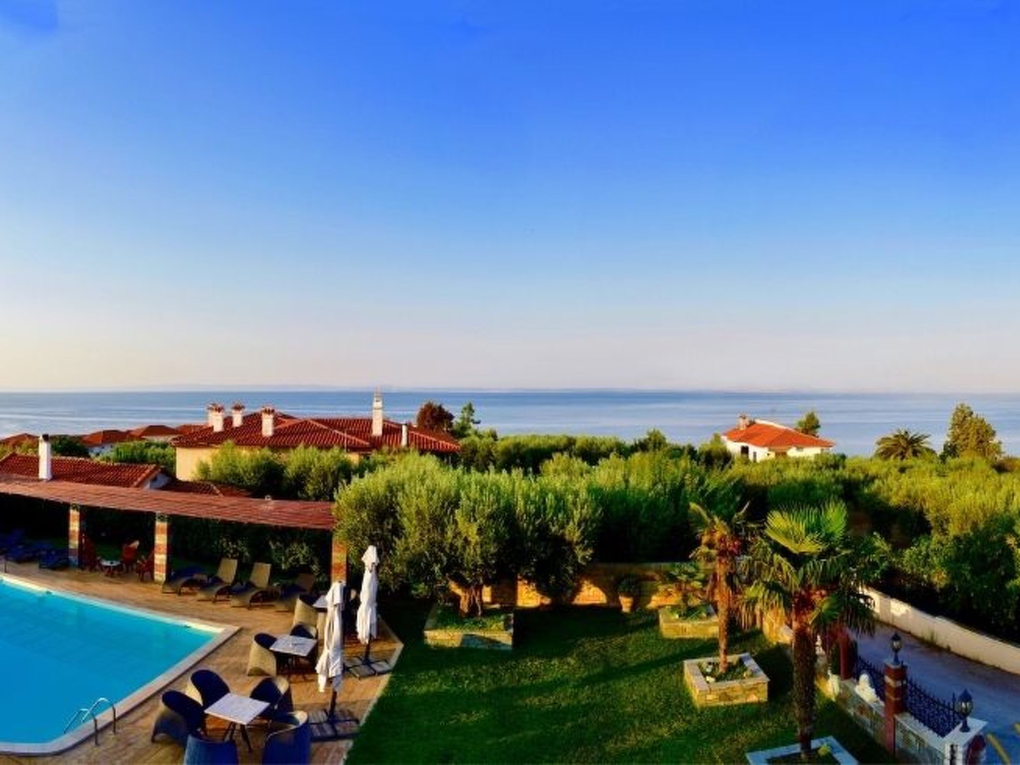 Modernes Studio mit Meerblick-Binnen