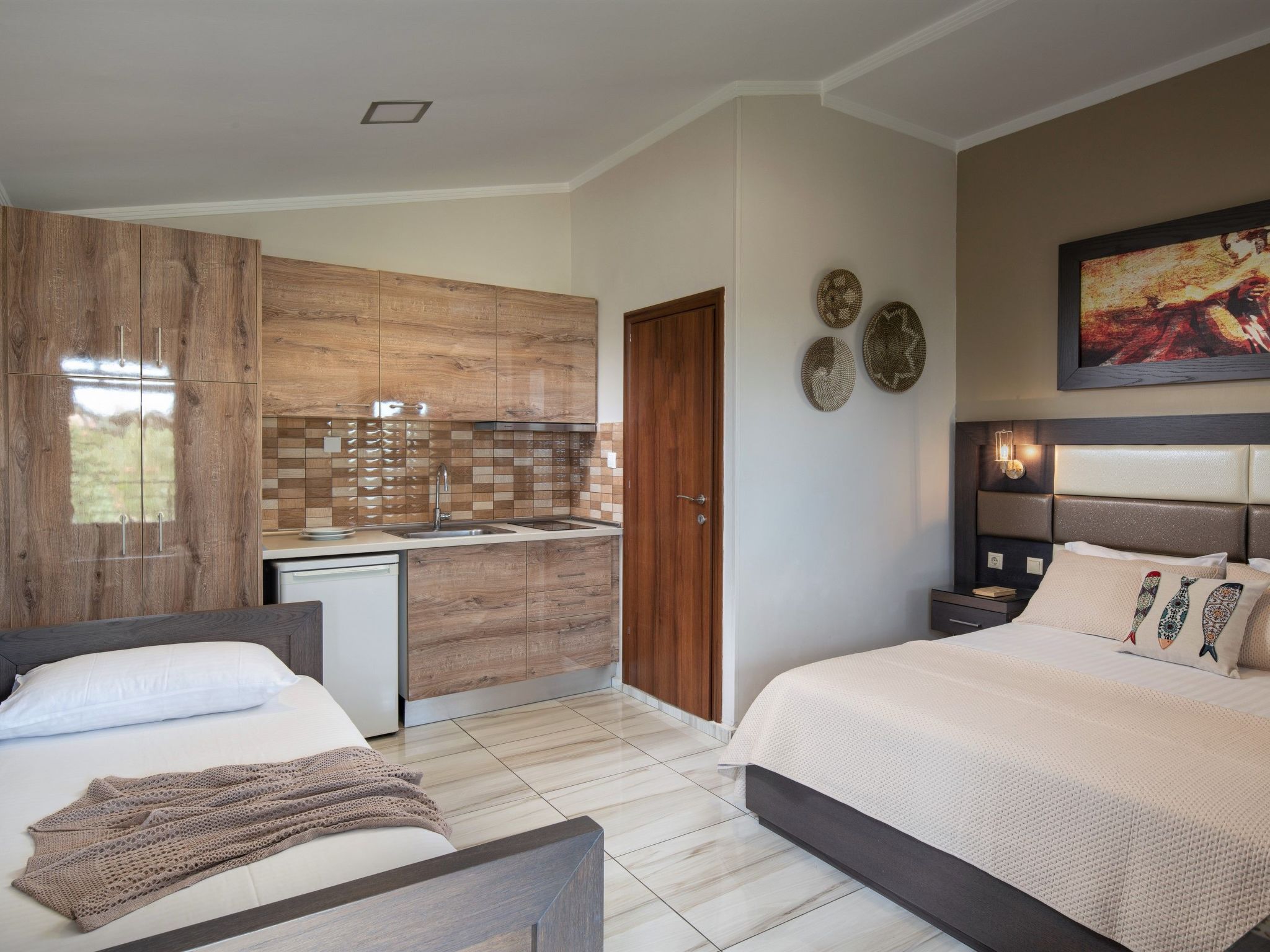 Modernes Studio für 3 Personen, Pool- und Gartenblick-Binnen