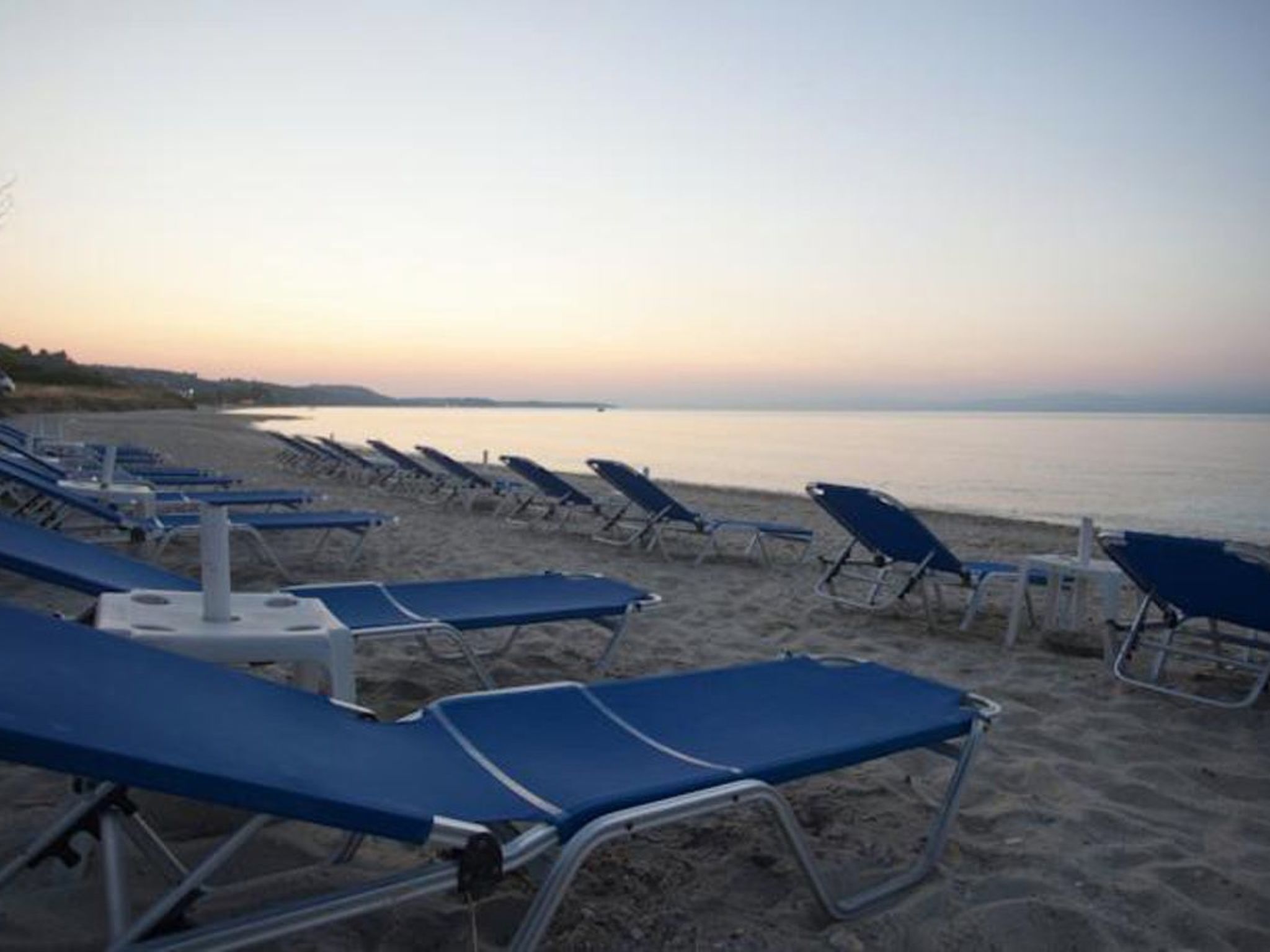 Akrathos-Image-tags.info