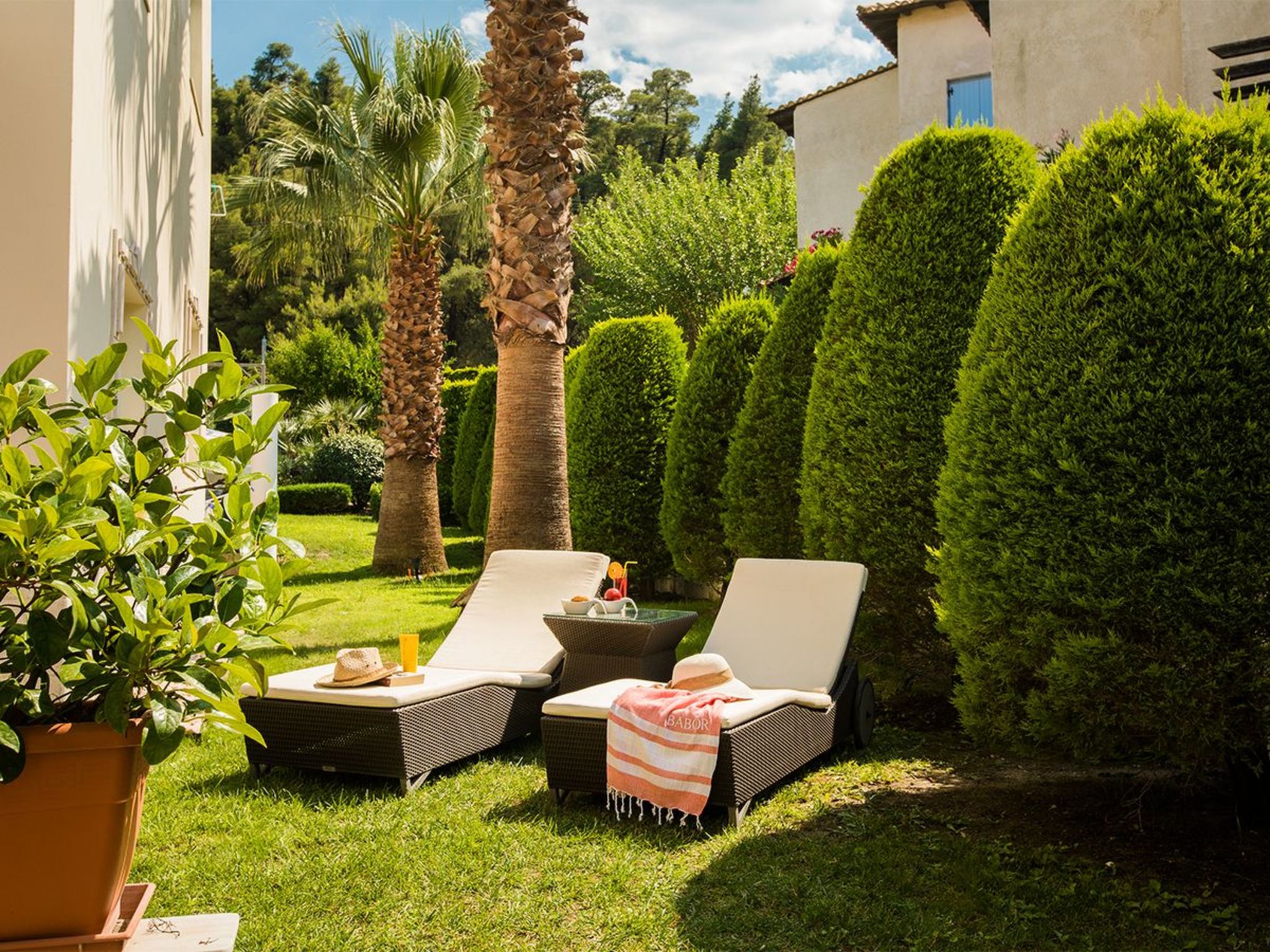 Wohnung in Pallini mit Eigener Terrasse