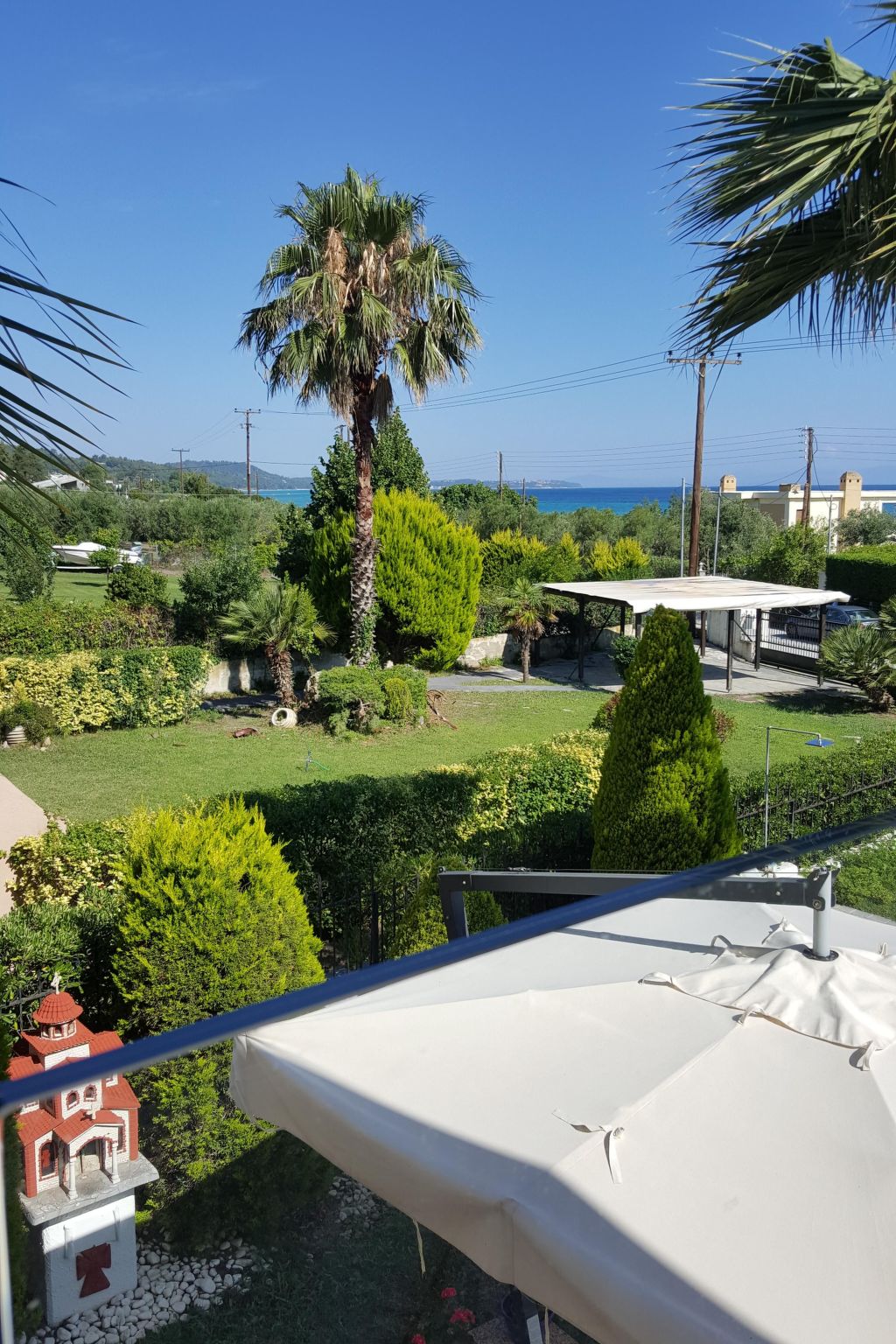 Wohnung in Pallini mit Eigener Terrasse