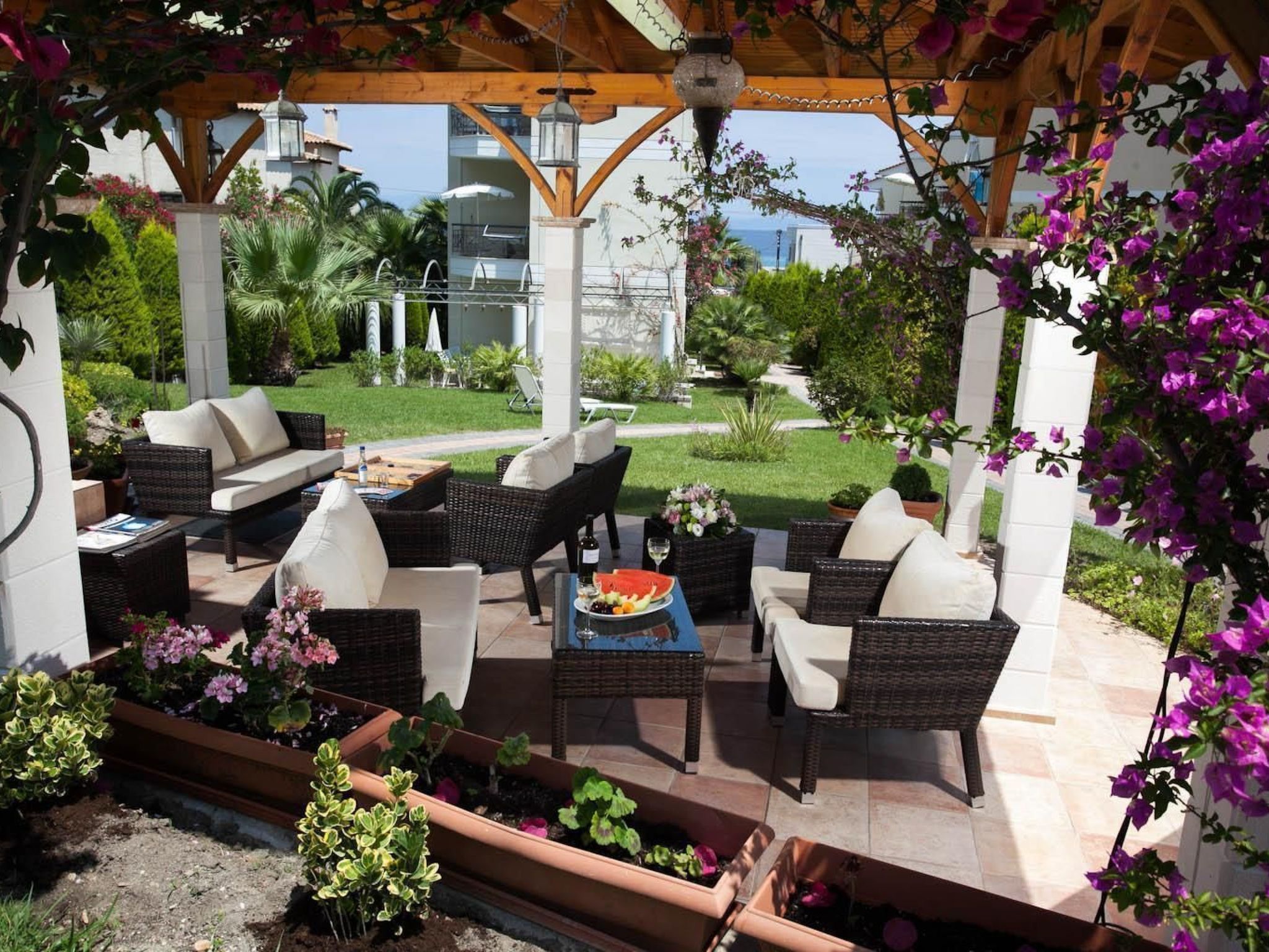 In Pallini mit Eigenem Balkon-Inside