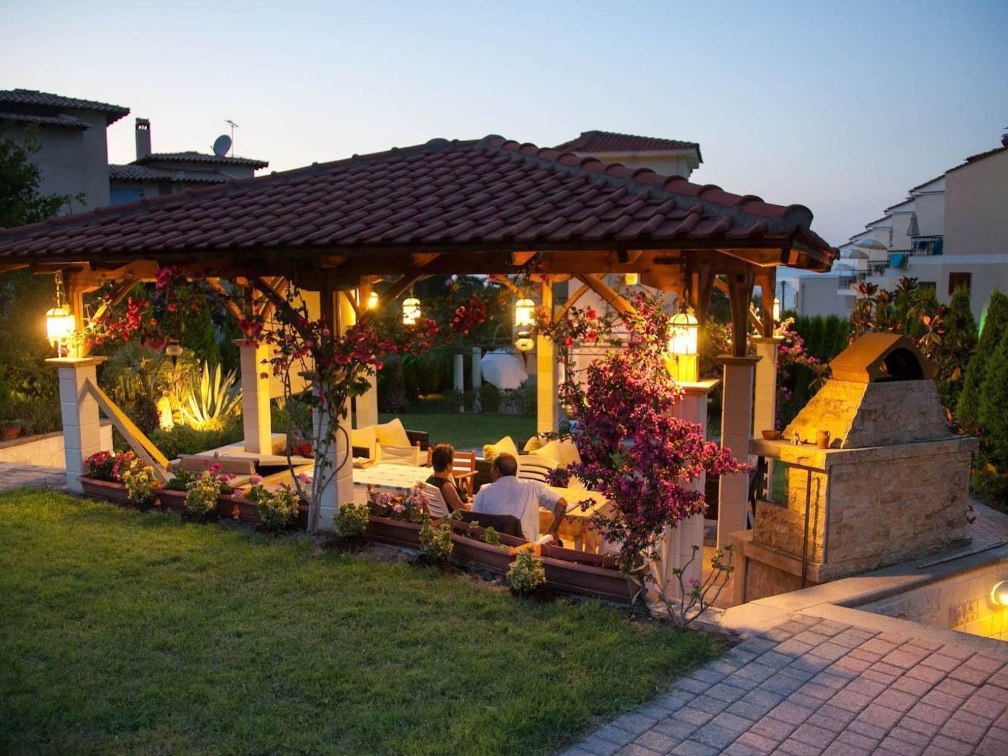 In Pallini mit Eigenem Balkon-Inside