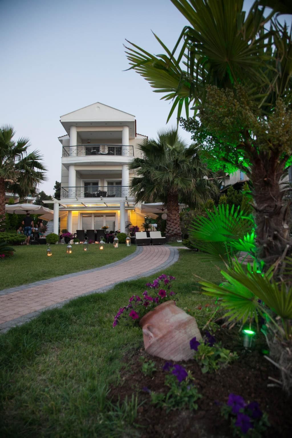 Wohnung in Pallini mit Eigener Terrasse-Drinnen