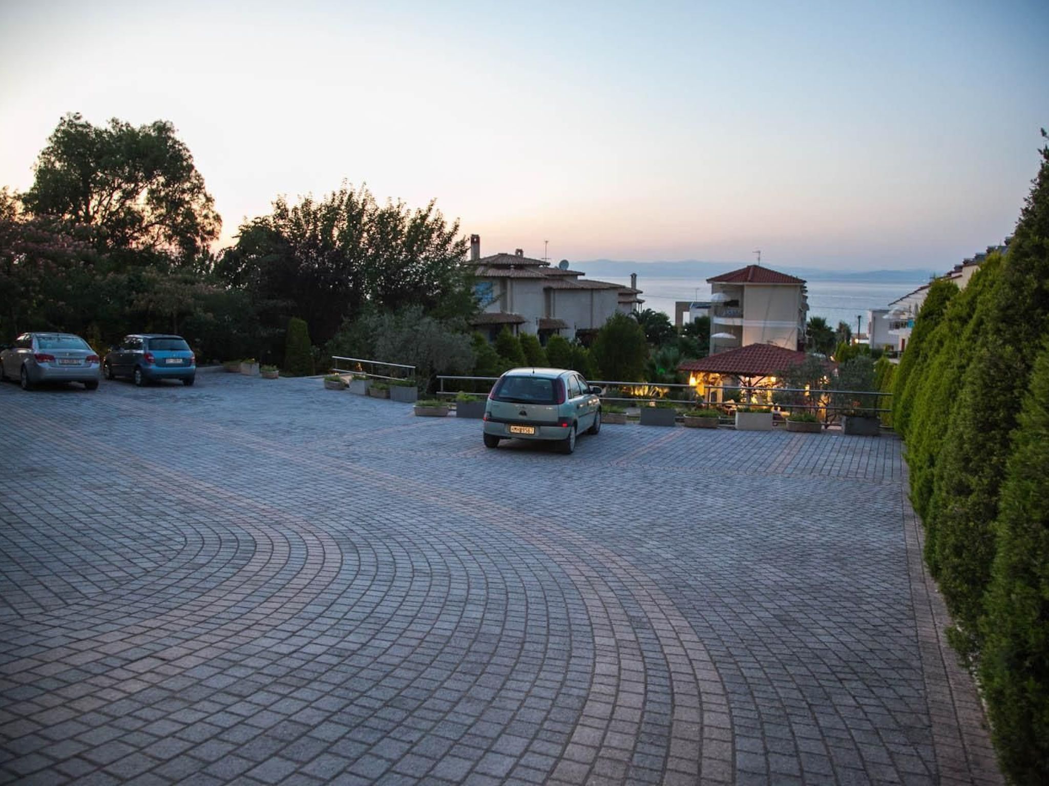 Wohnung in Pallini mit Eigener Terrasse