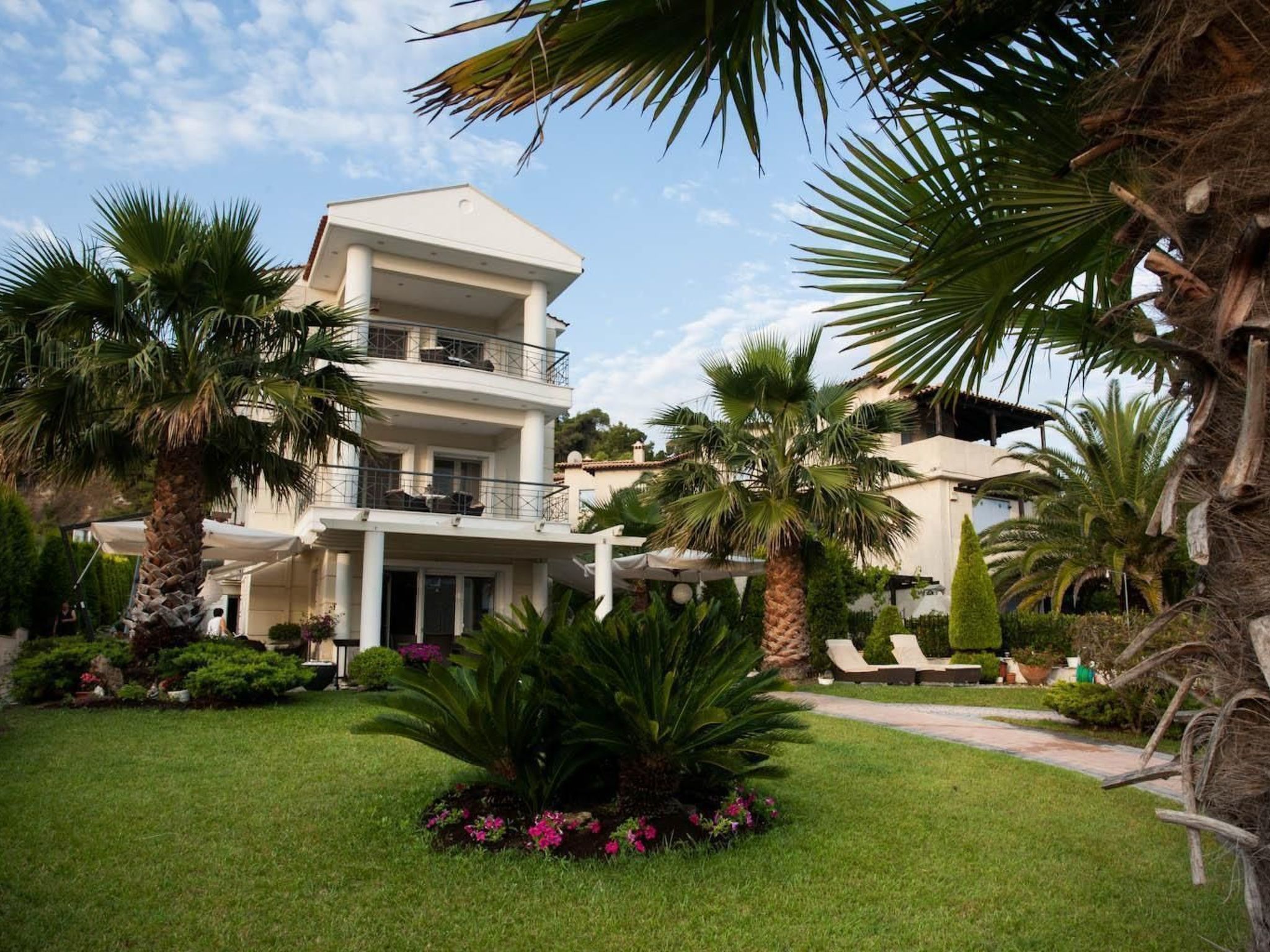 Wohnung in Pallini mit Eigener Terrasse-Drinnen