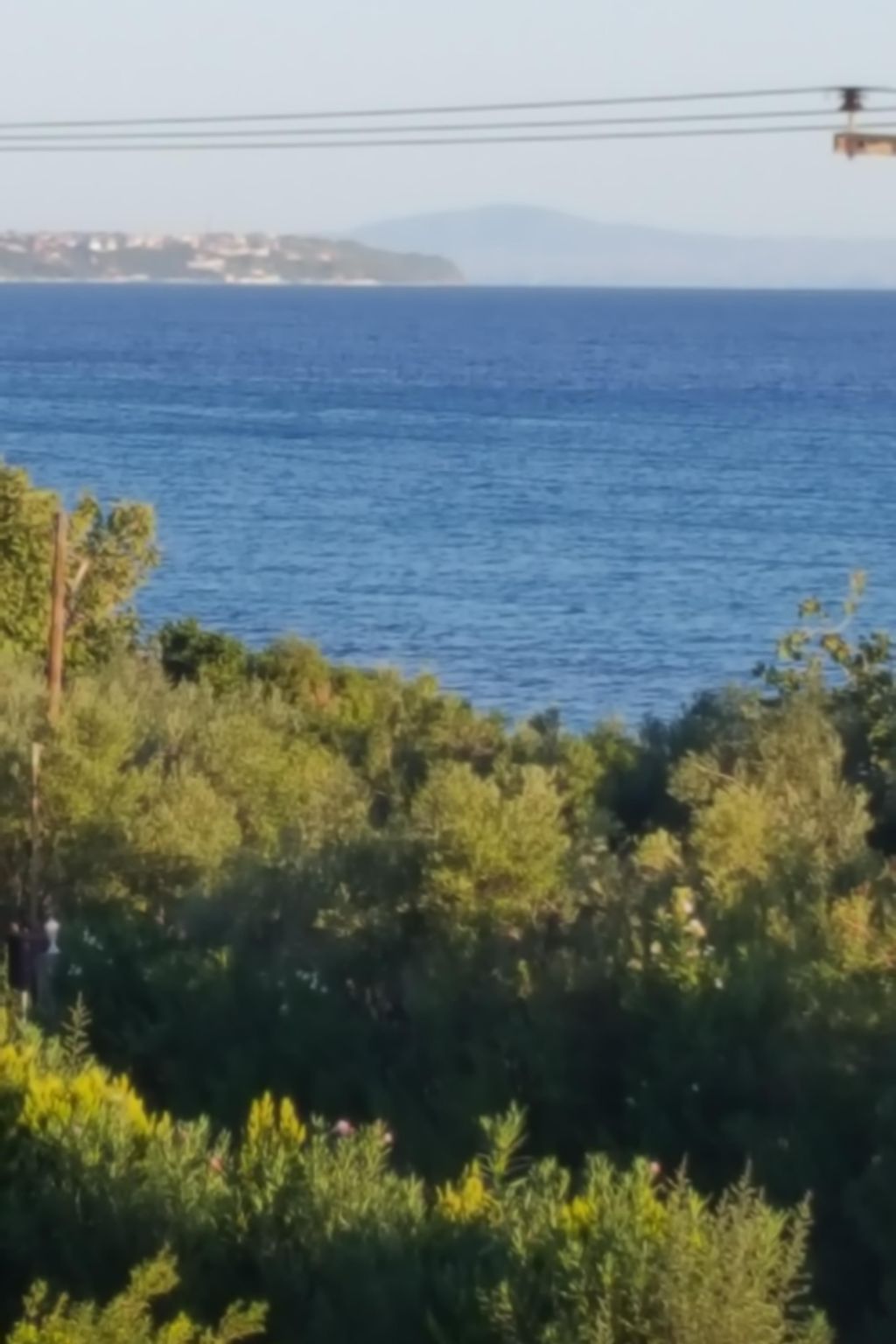 In Pallini mit Eigenem Balkon-Drinnen