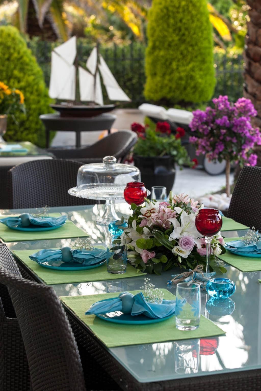 In Pallini mit Eigener Terrasse-Drinnen