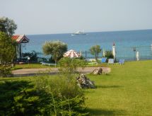Vakantiehuis direct aan zee in Nea Skioni, Chalkidiki - thumbnail 3