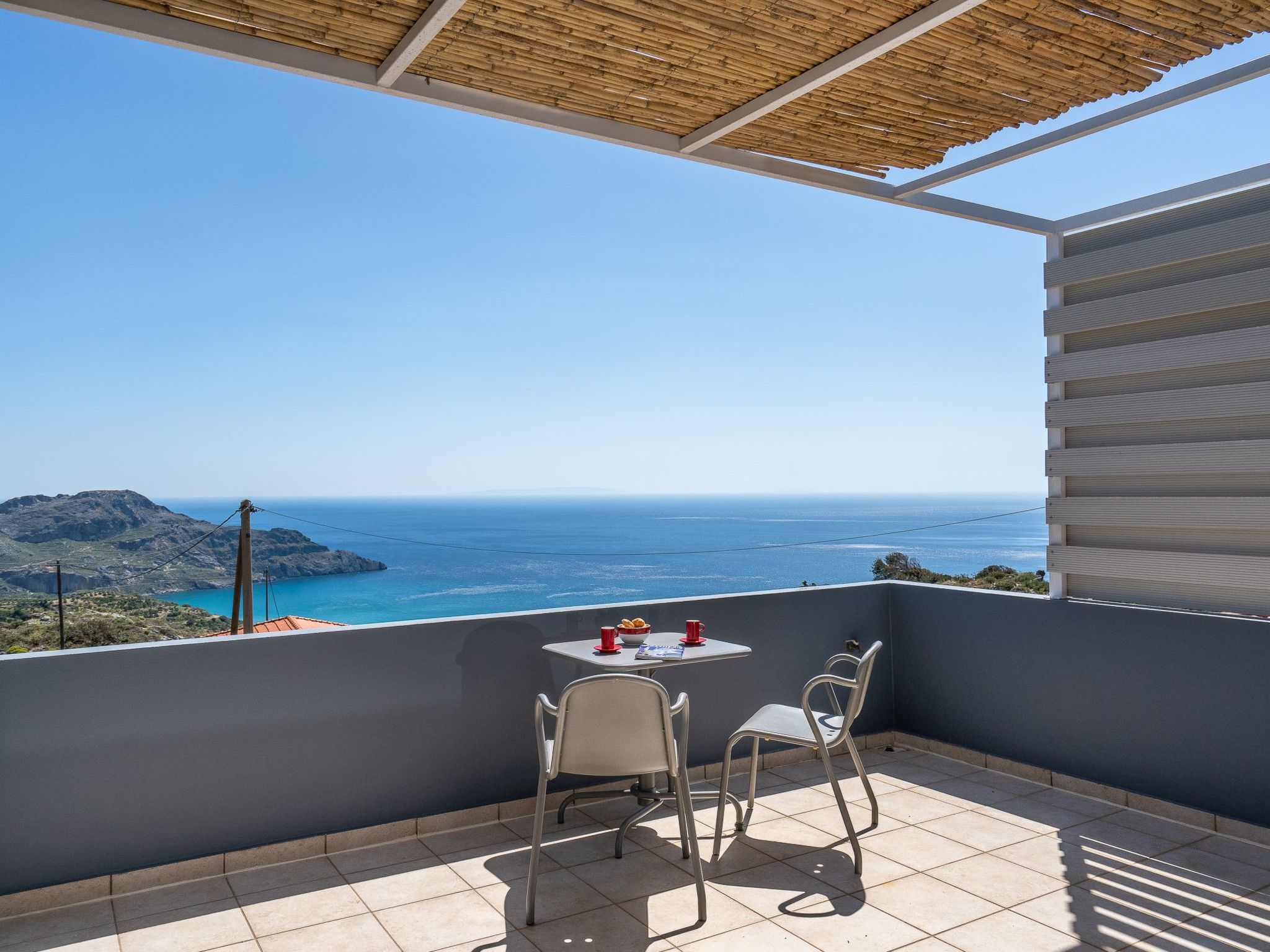 "Mirthios Panorama"-Buiten