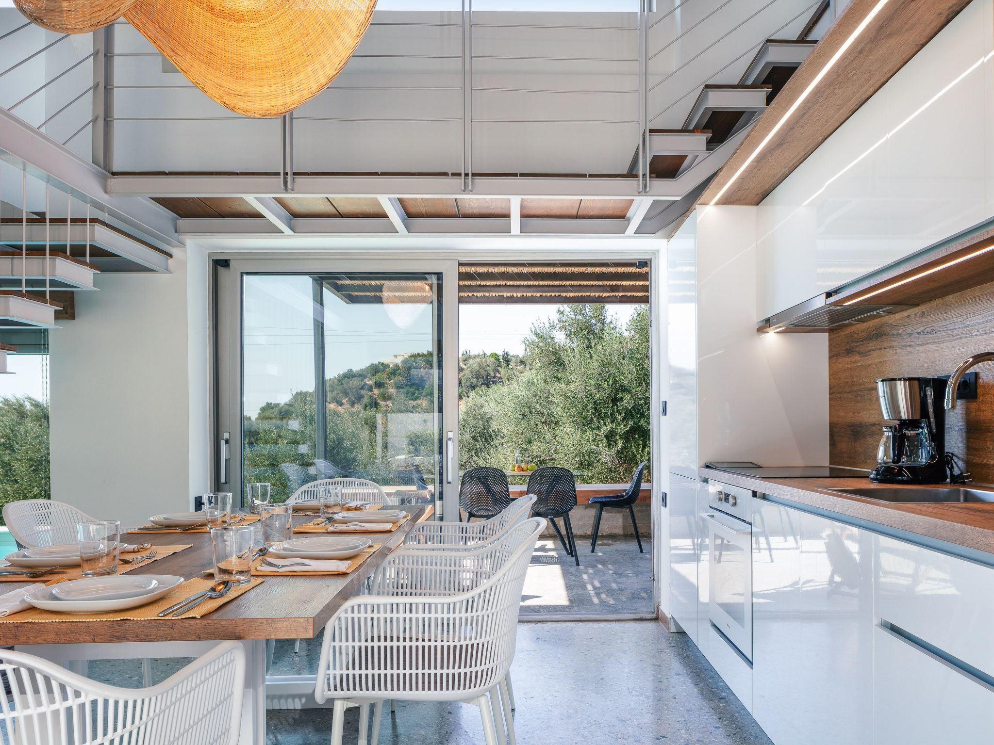 Neu gebaute Villa mit privatem Pool und Grillplatz