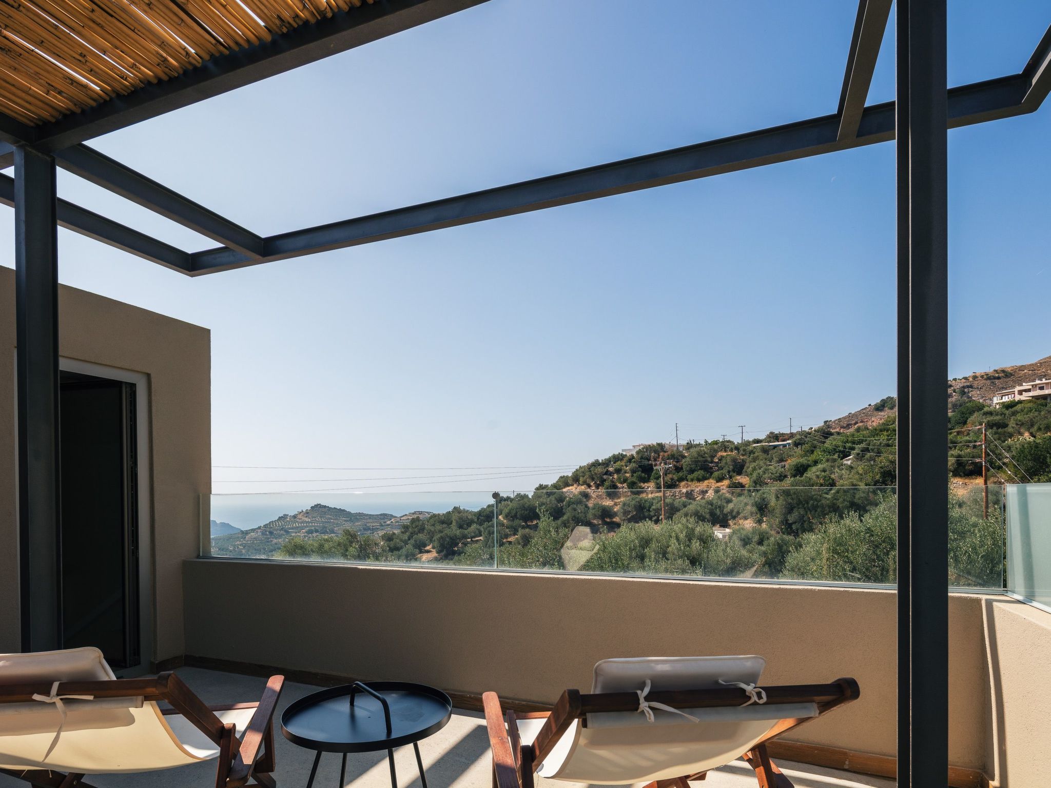 Neu gebaute Villa mit privatem Pool und Grillplatz-Outside