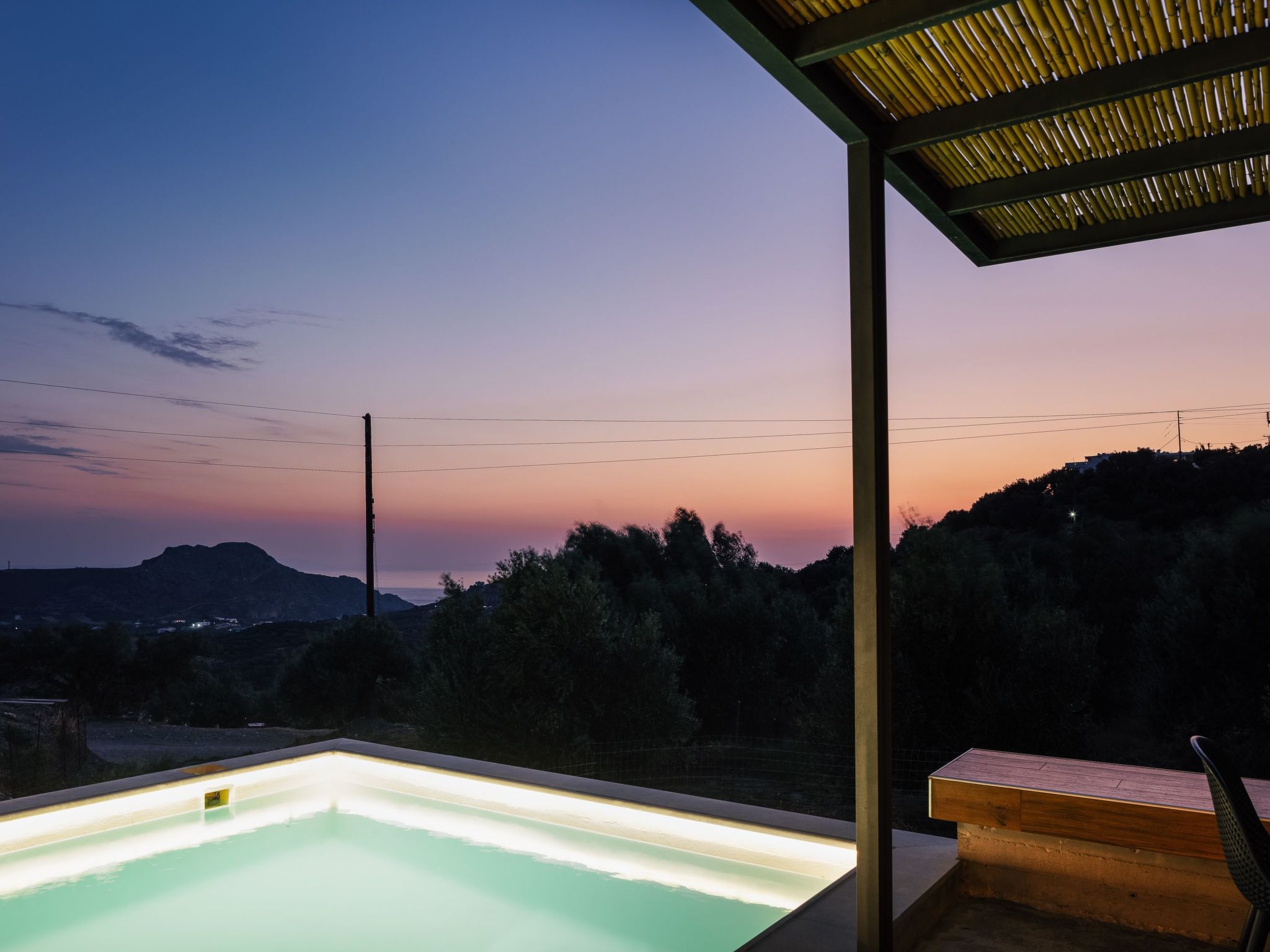 Neu gebaute Villa mit privatem Pool und Grillplatz-Image-tags.info