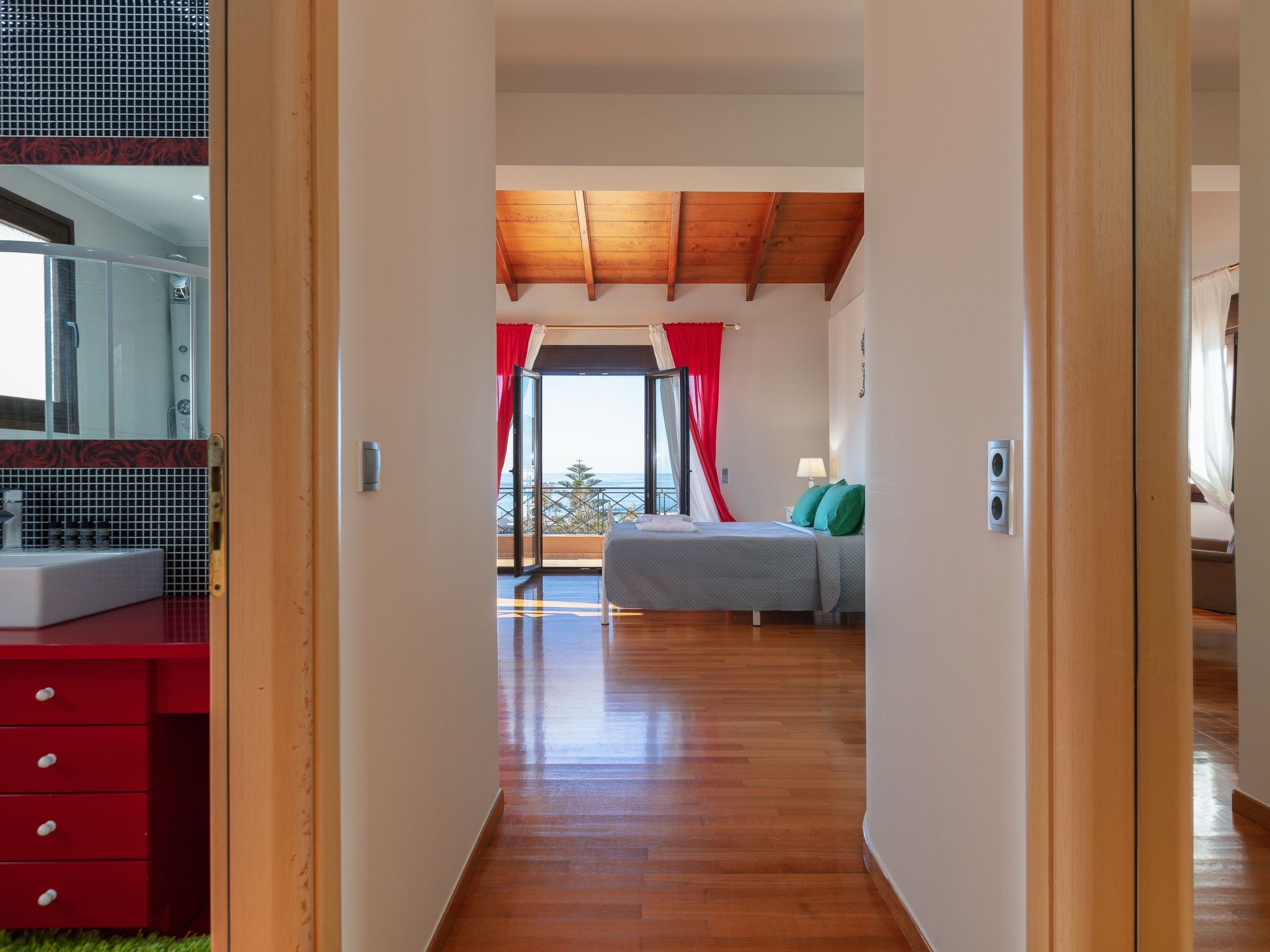 Villa, Privater Pool Gehweite zu Annehmlichkeiten-Image-tags.info