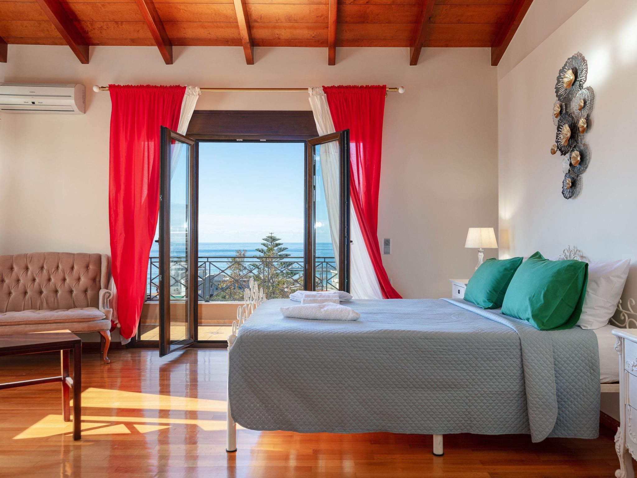 Villa, Privater Pool Gehweite zu Annehmlichkeiten-Image-tags.info