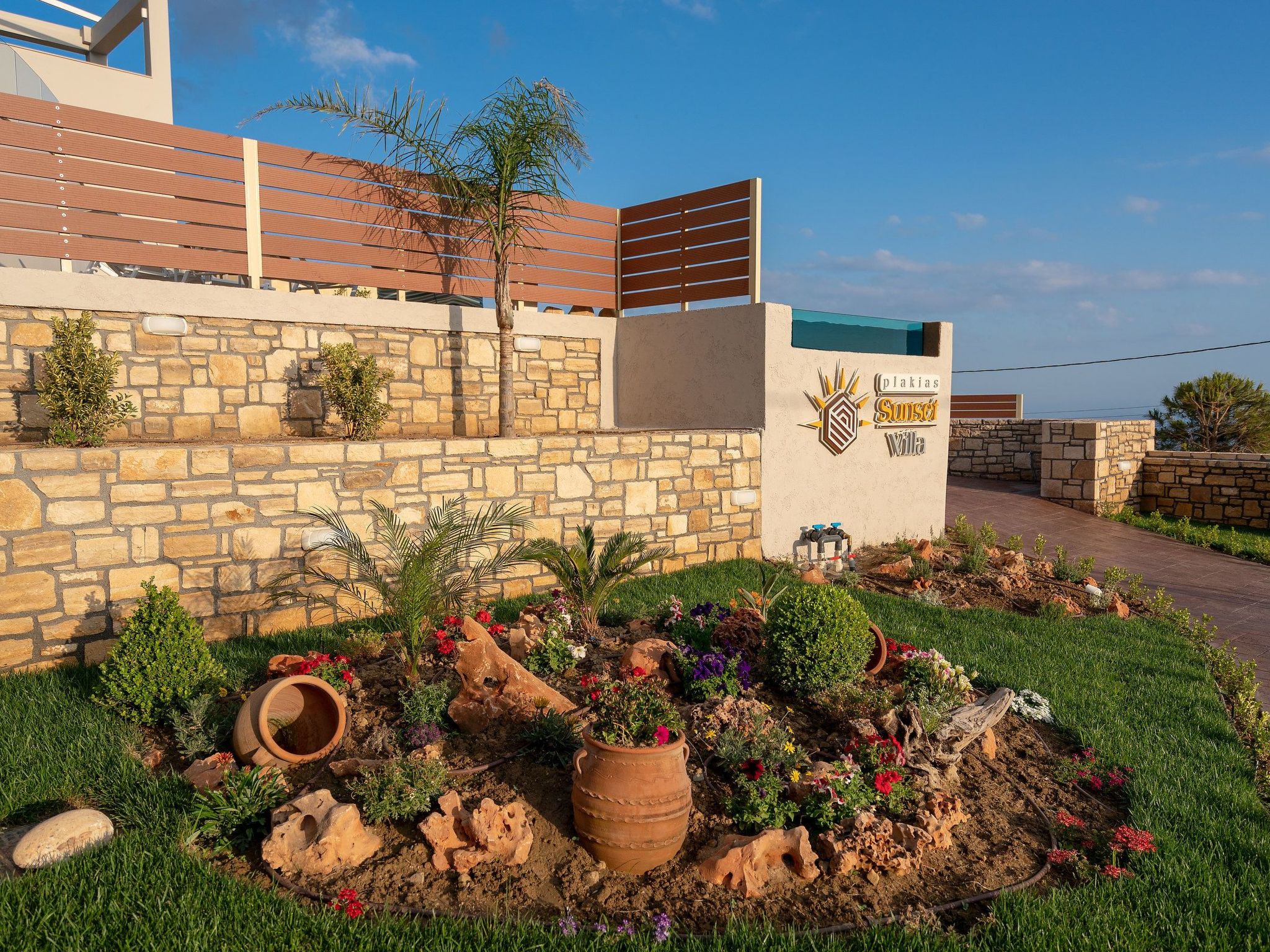 Villa Privater Pool Jacuzzi BBQ Kinderbereich-Image-tags.info