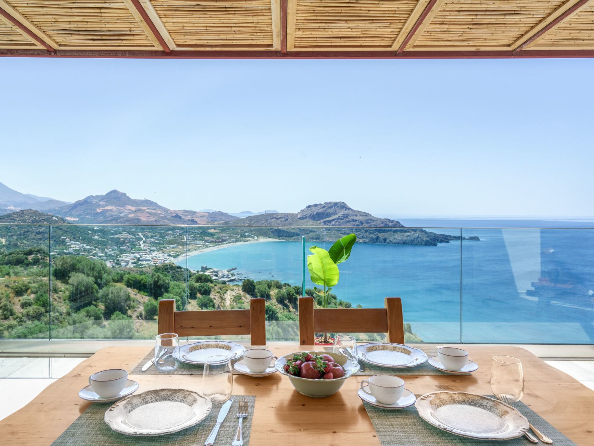 Neue Villa mit privatem Pool und BBQ, 2.5km zum Strand