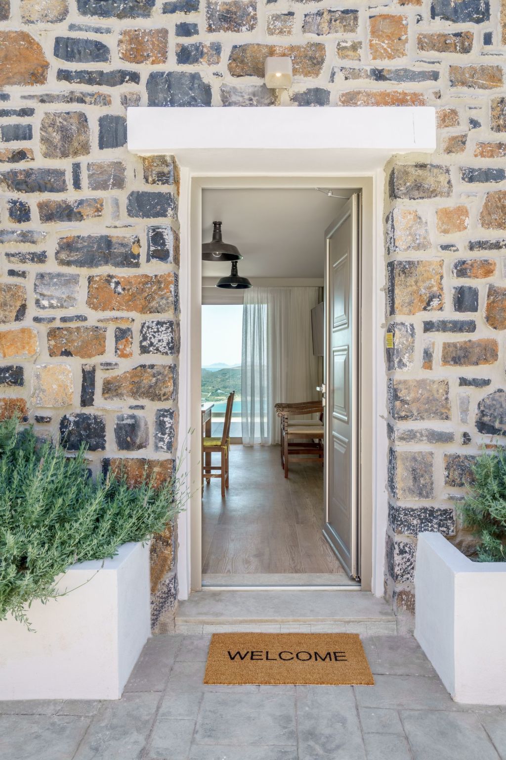 Neue Villa mit privatem Pool und BBQ, 2.5km zum Strand