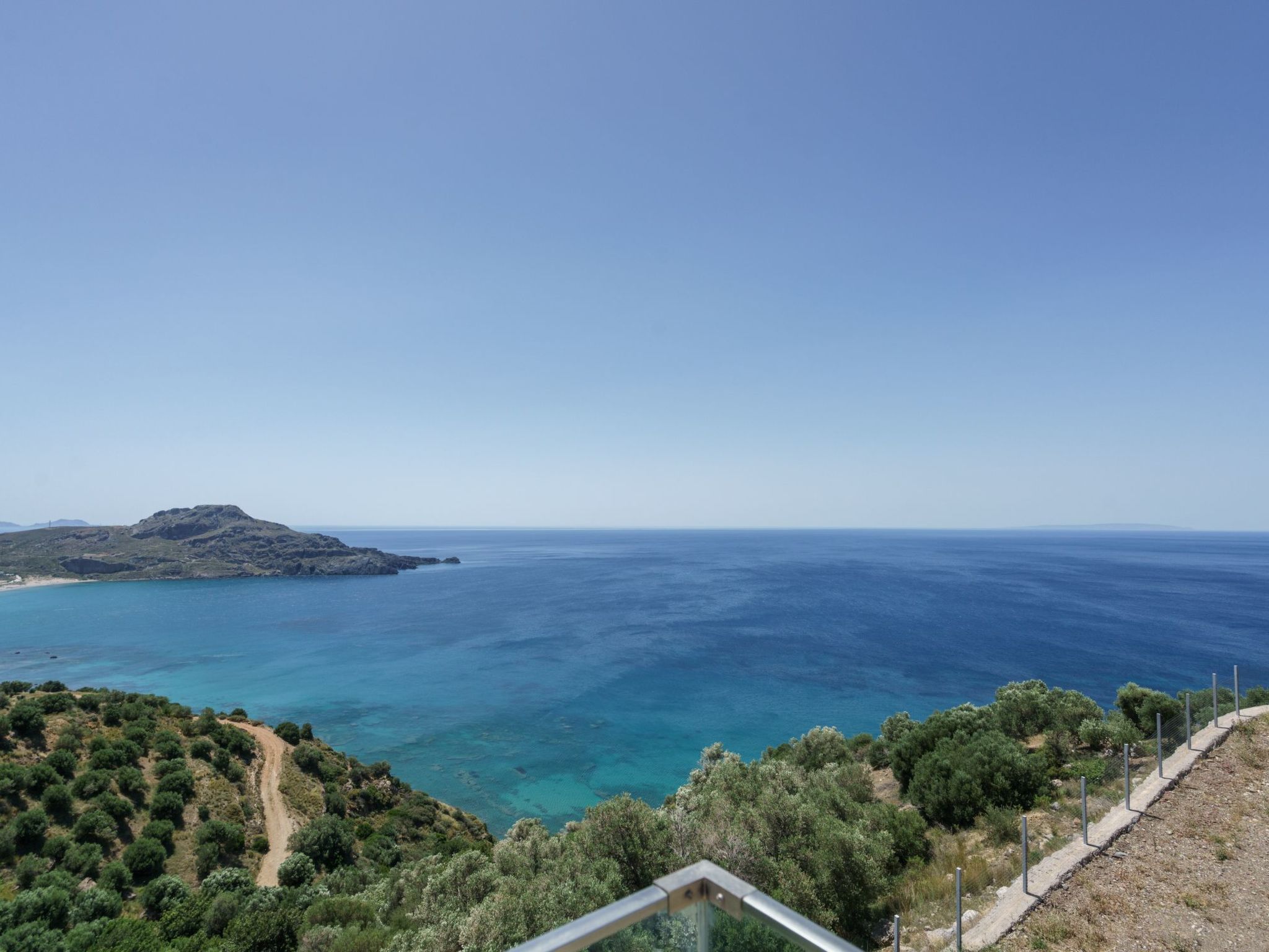 Neue Villa mit privatem Pool und BBQ, 2.5km zum Strand-Outside