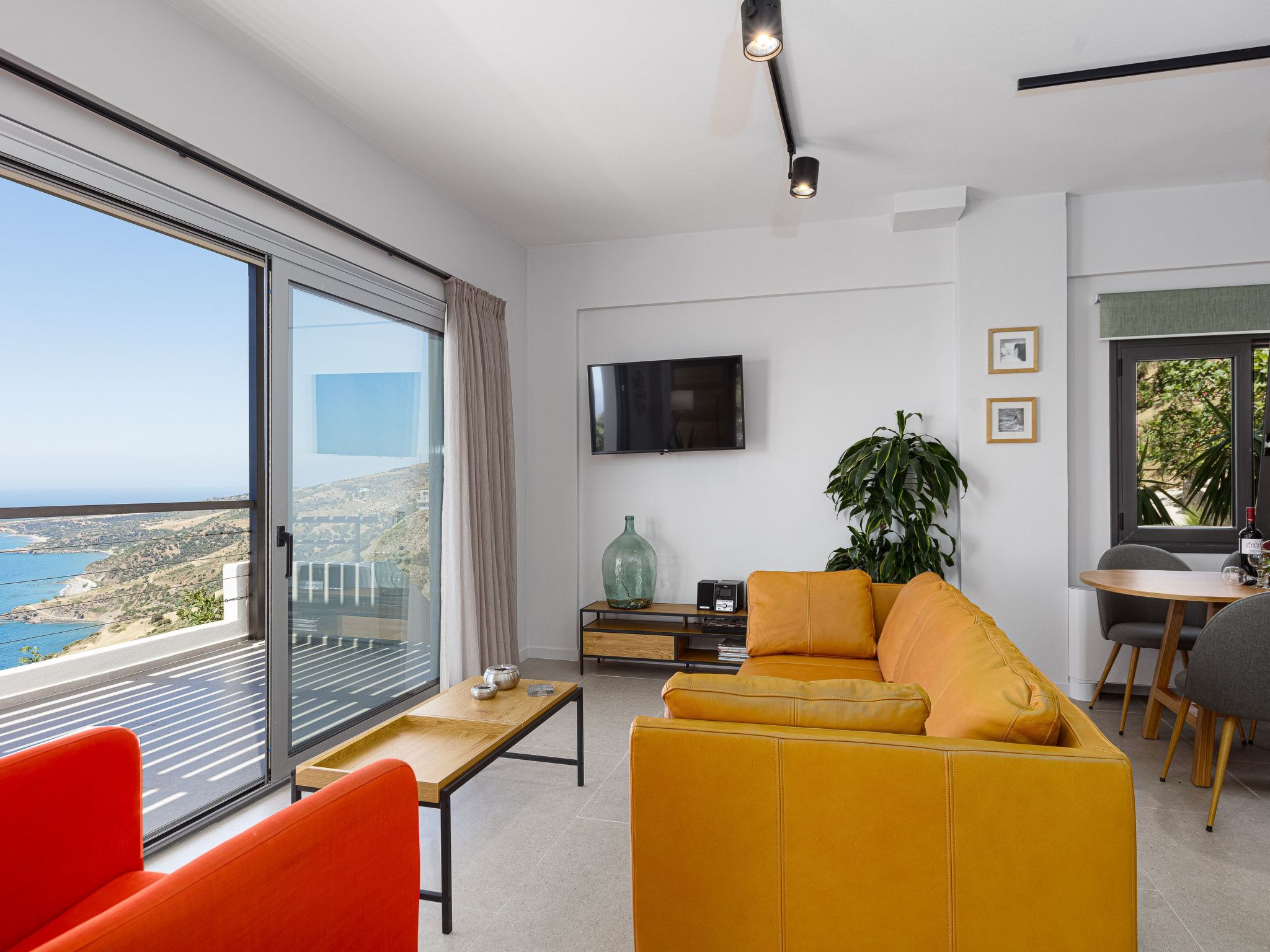 Luxuriöse "Villa Spyros" mit Meerblick