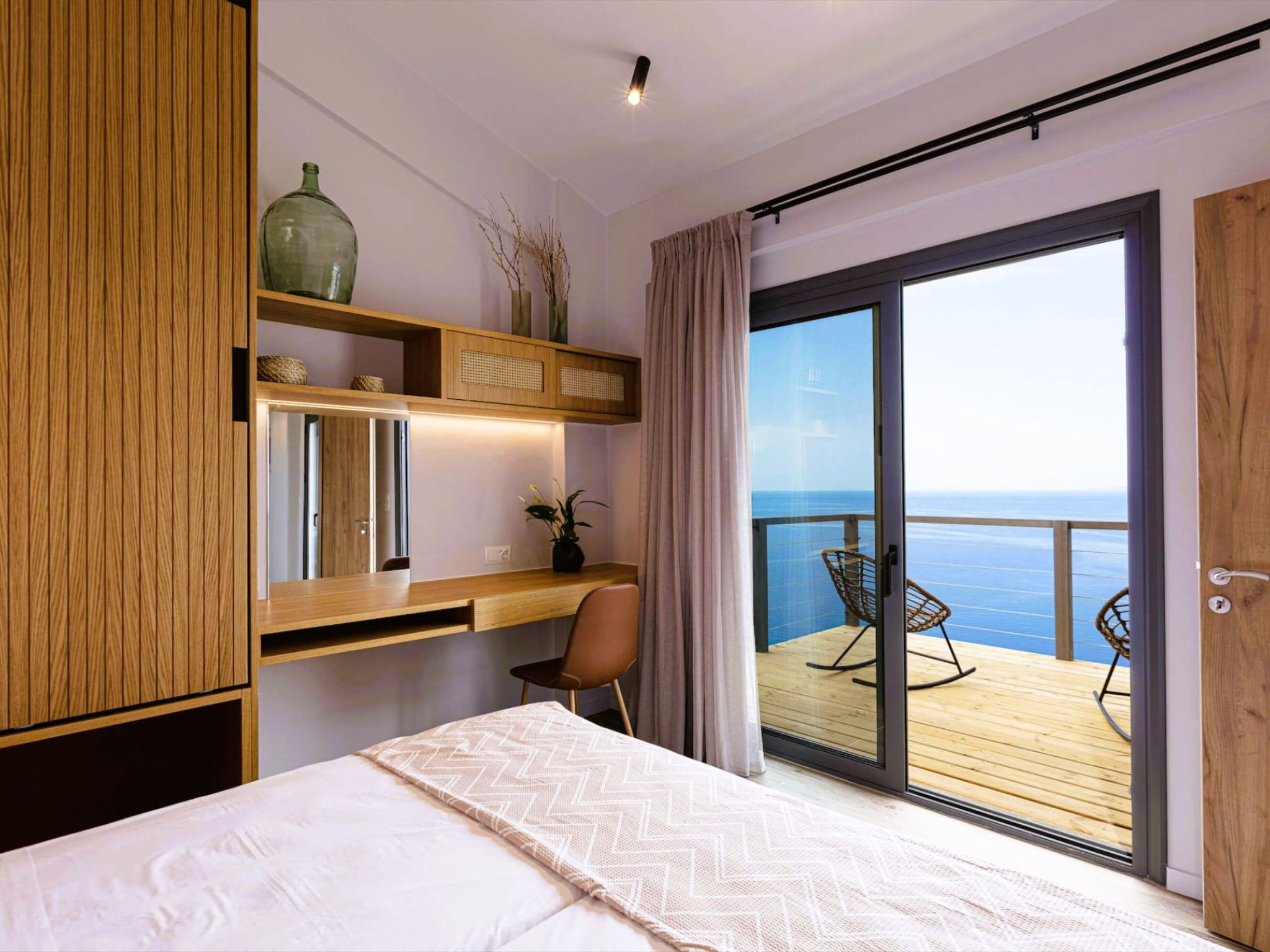 Luxuriöse "Villa Spyros" mit Meerblick-Drinnen