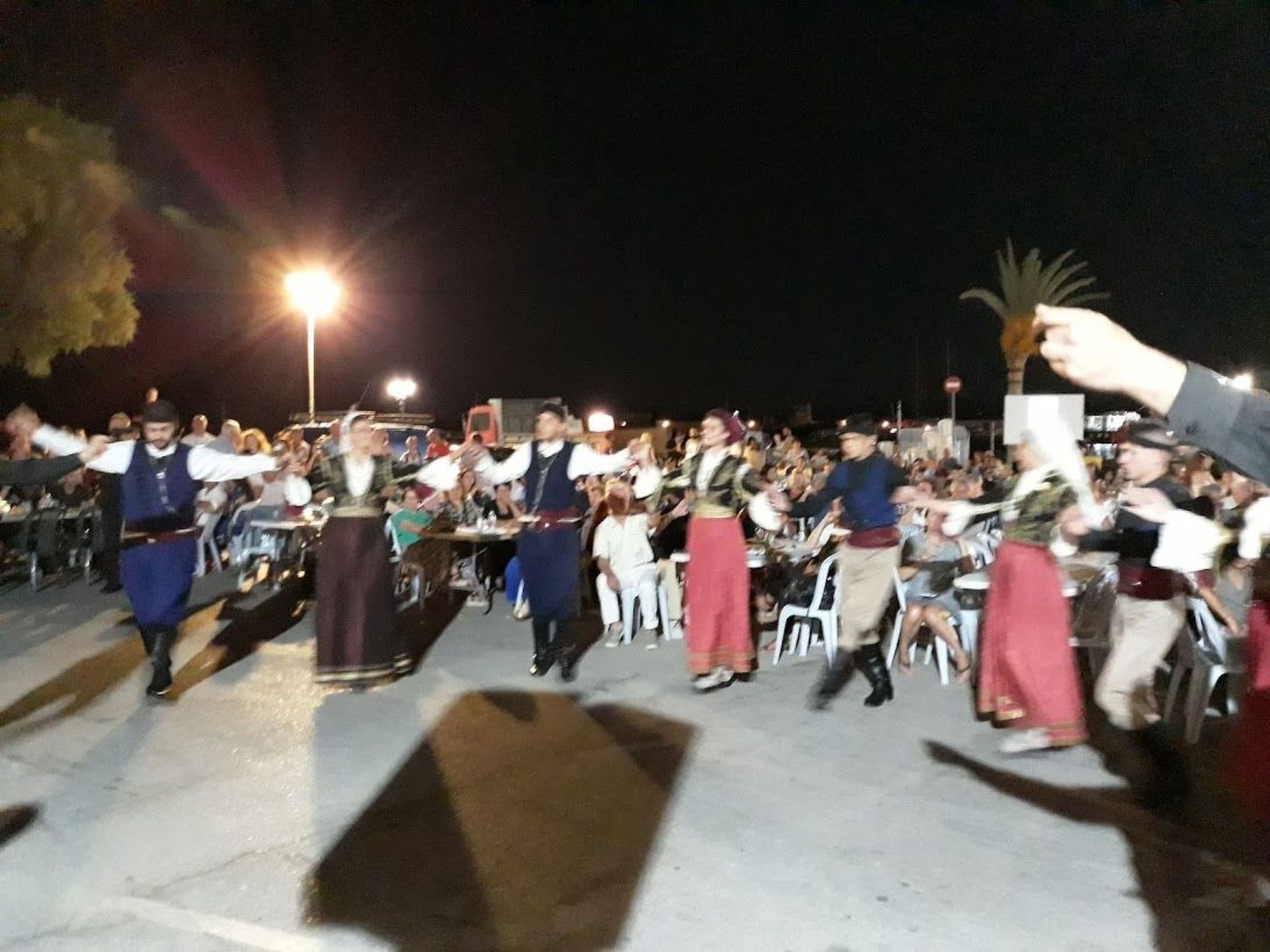 Mit Privatpool für 12 Personen in Agia Galini, Kreta-Image-tags.info