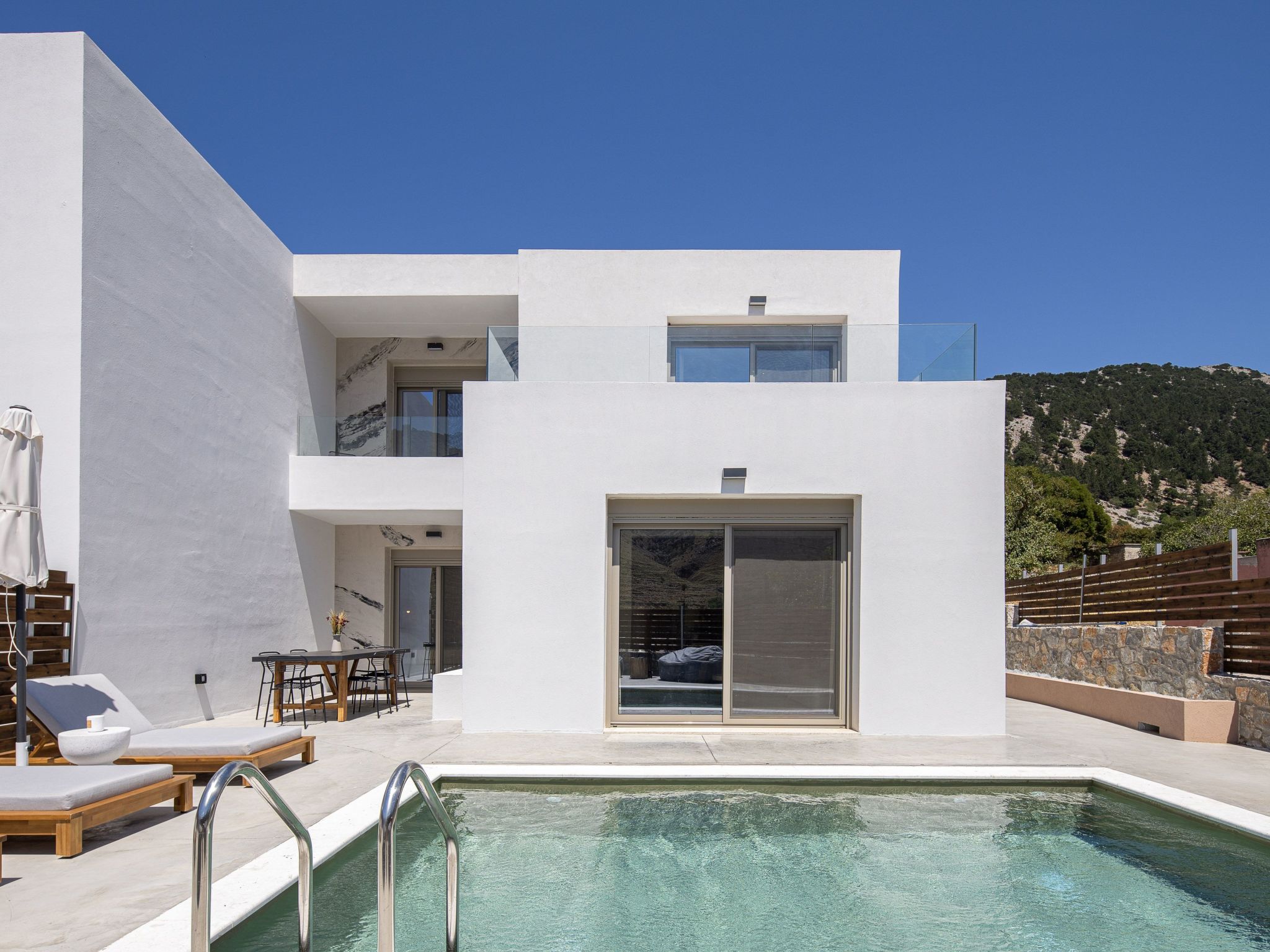 Imbros Villa lll -''Gratis''Beheizter Pool in den Bergen-Binnen