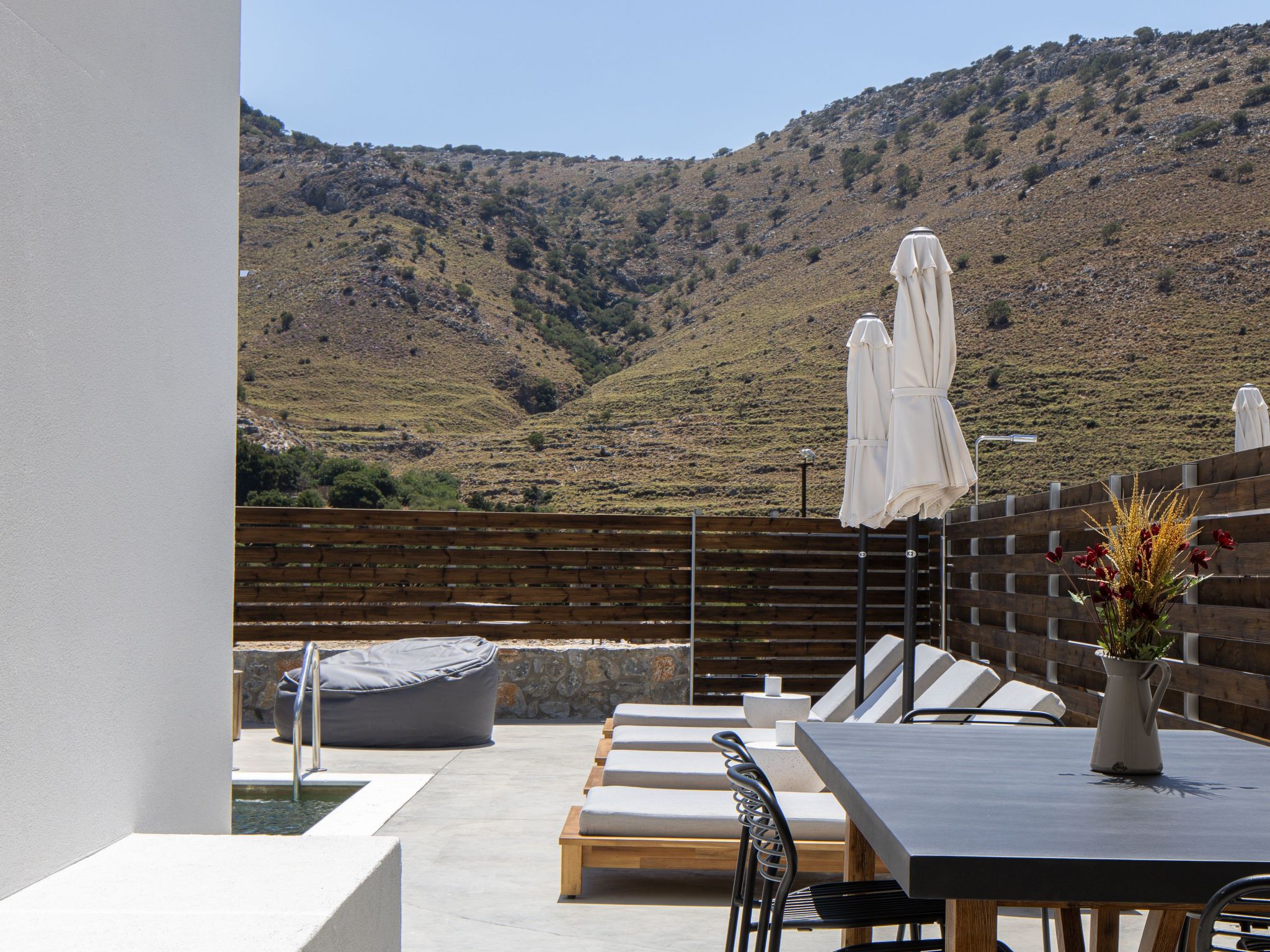 Imbros Villa lll -''Gratis''Beheizter Pool in den Bergen-Binnen