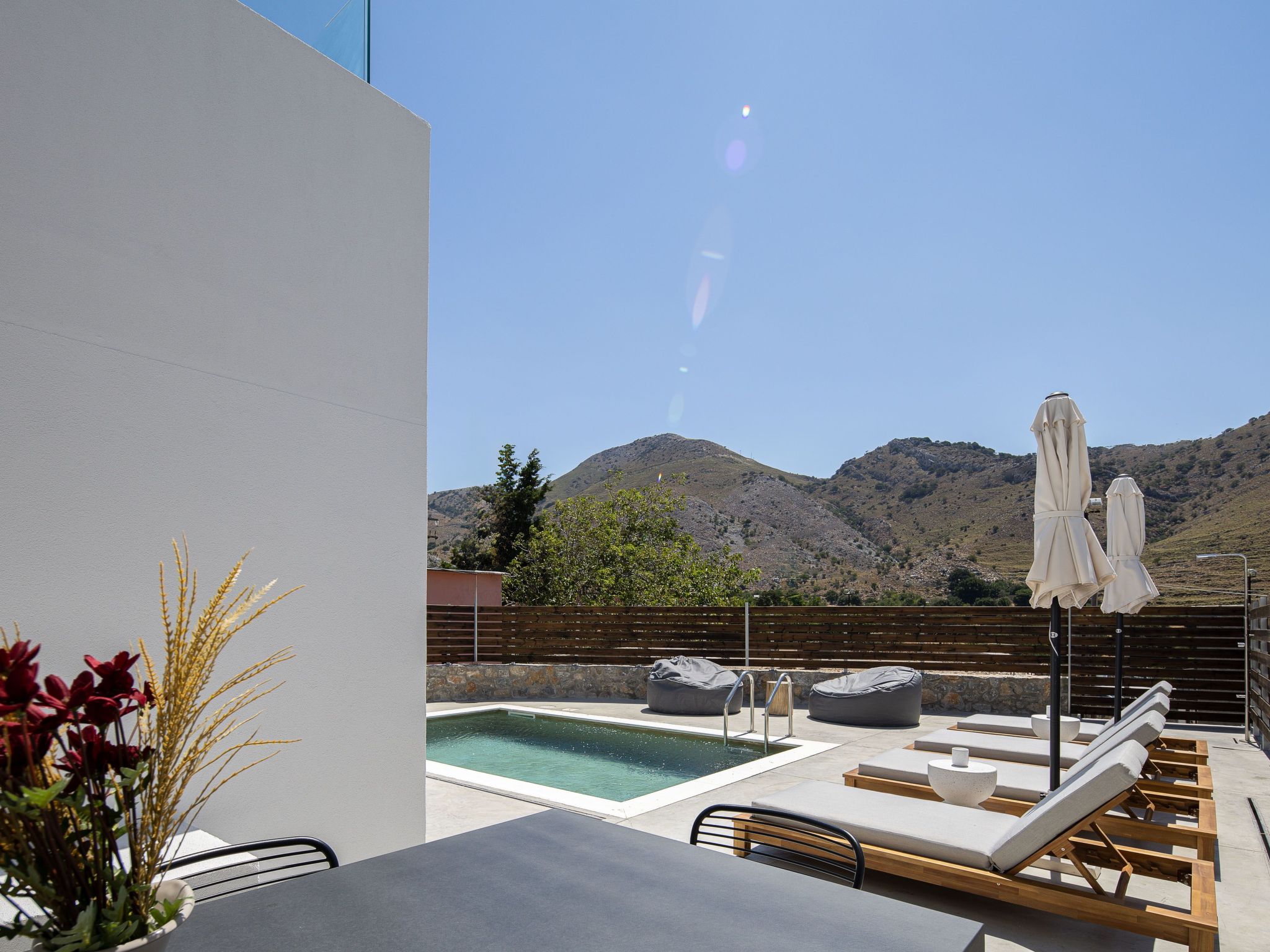 Imbros Villa lll -''Gratis''Beheizter Pool in den Bergen-Binnen