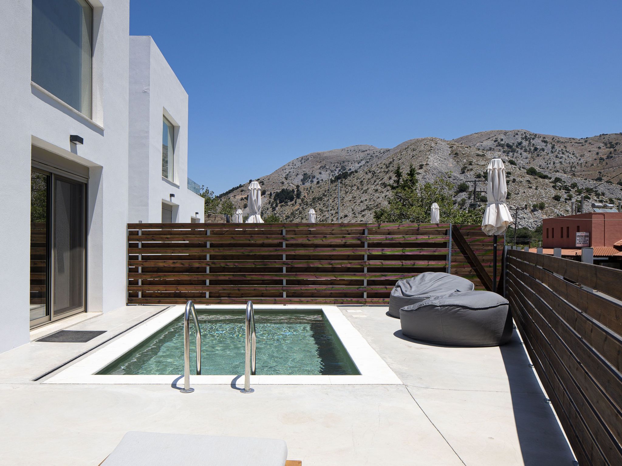 Imbros Villa I -''Gratis''BeheizterPool und Ruhe-Binnen