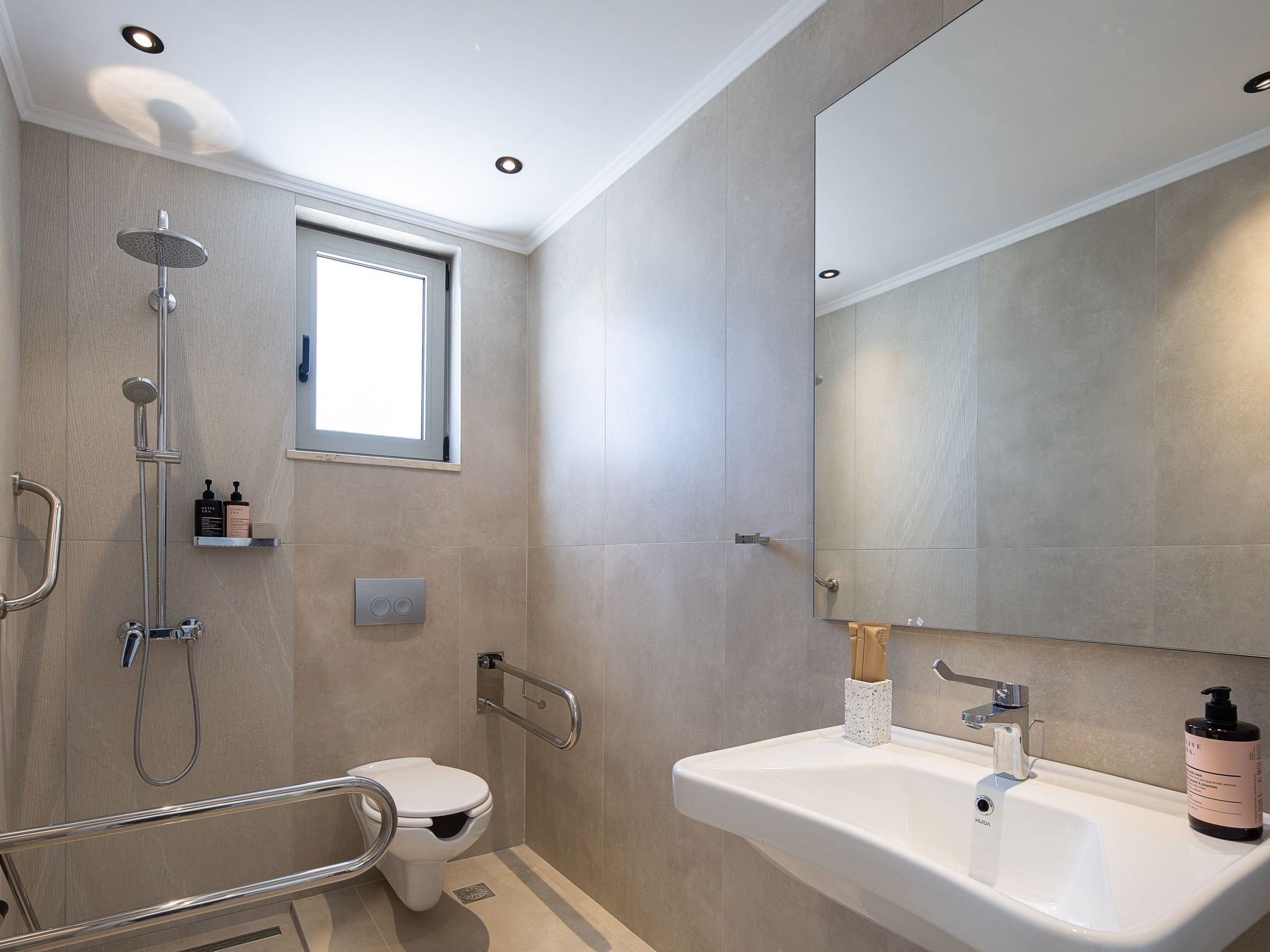 Imbros Villa I -''Gratis''BeheizterPool und Ruhe-Binnen