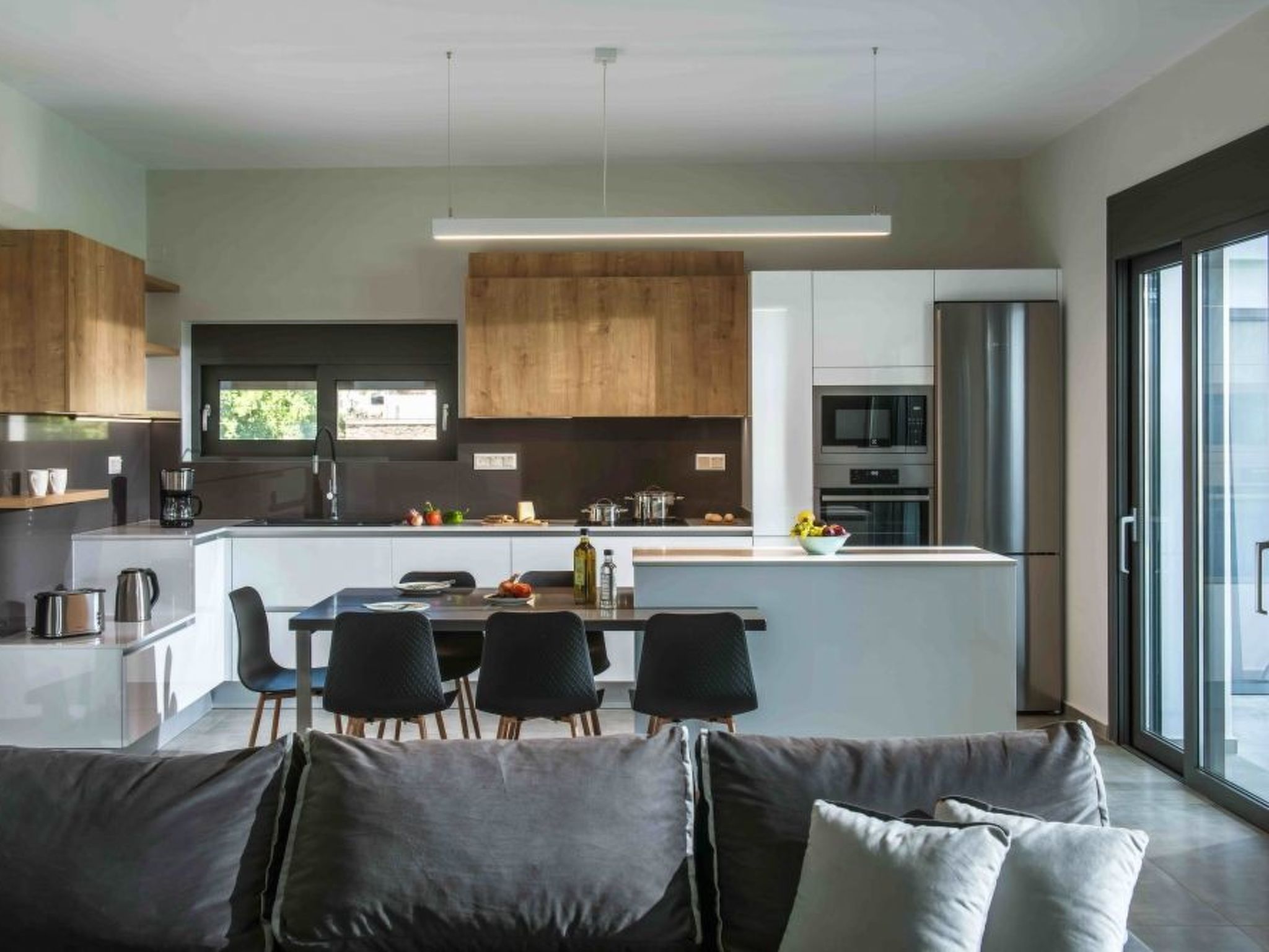 Pitsidia Hills-Image-tags.info