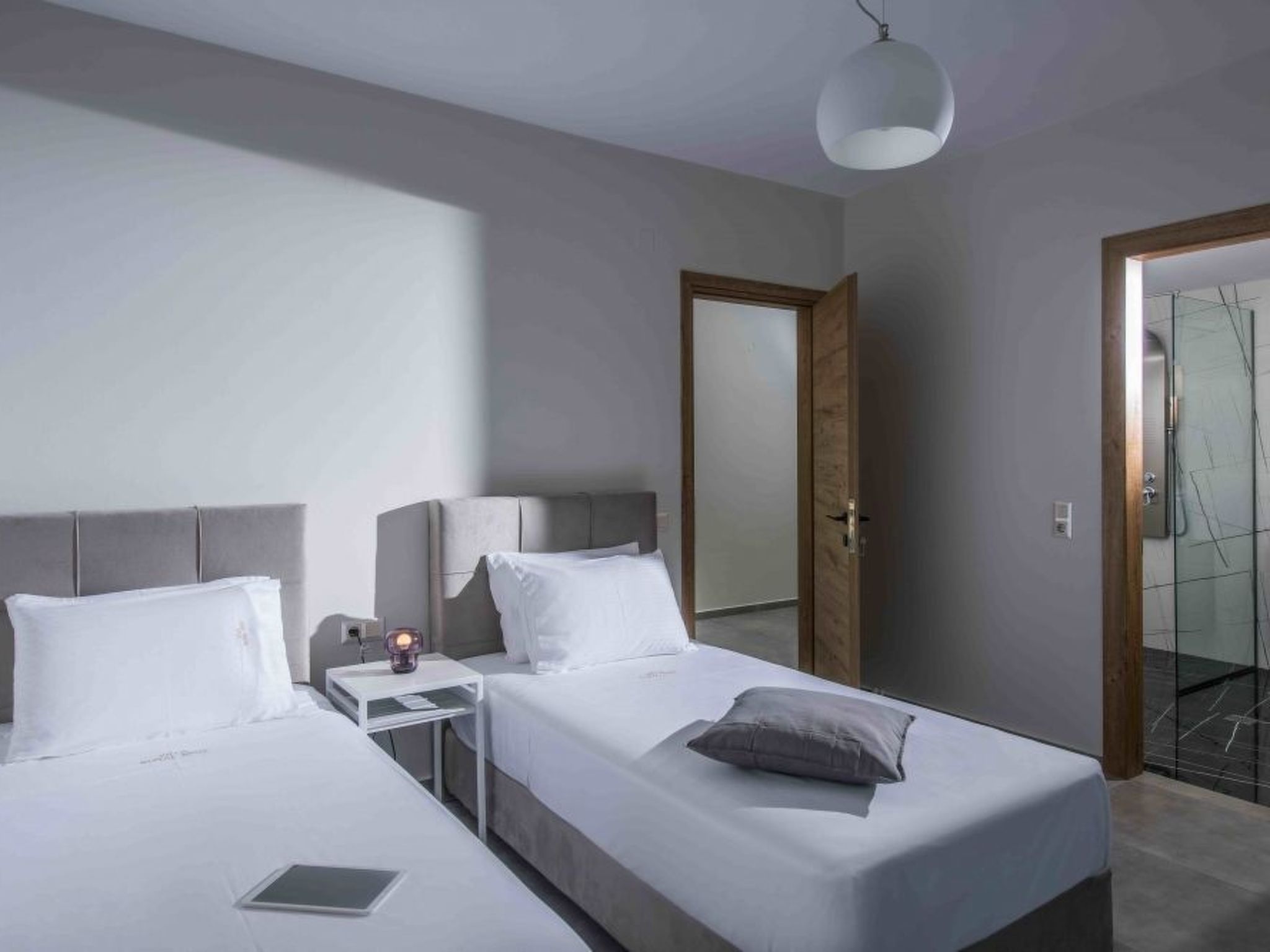 Pitsidia Hills-Image-tags.info