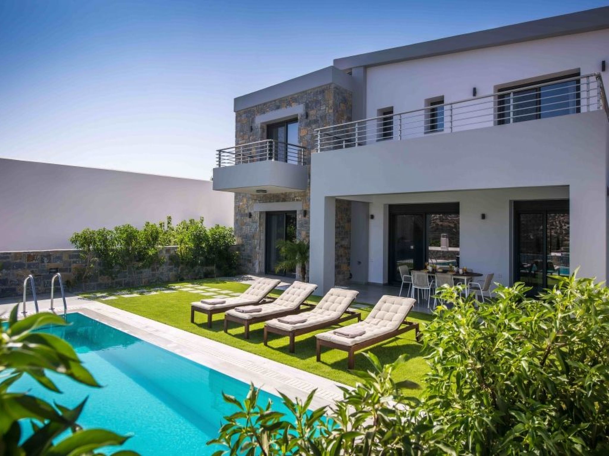 Pitsidia Hills-Image-tags.info